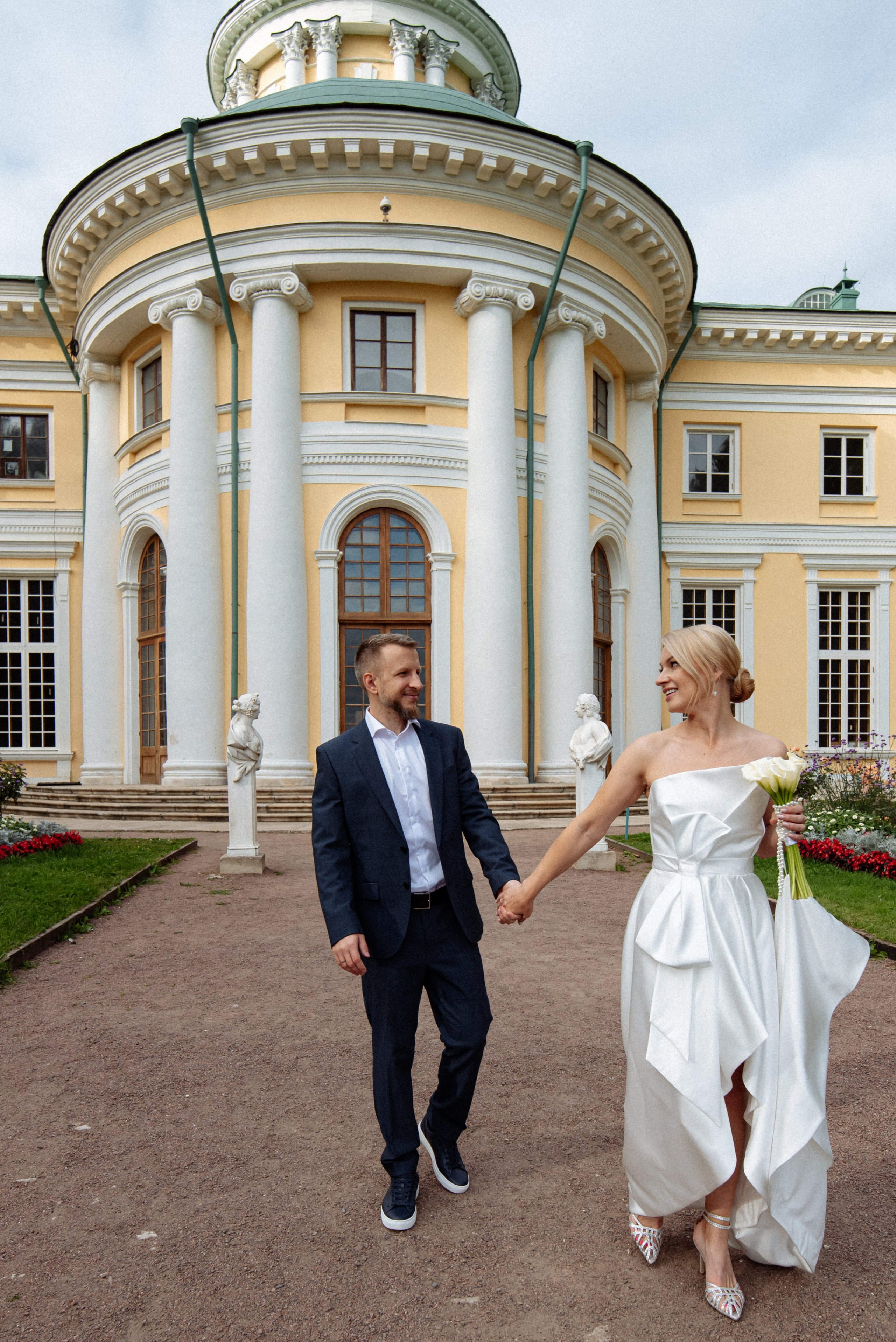 Свадьба Кутузовский загс и Архангельское. Анастасия Петрович фотограф, фотокорреспондент в Москве и Санкт-Петербурге. Фотосъёмка репортажа, мероприятия, корпоративная съёмка, контент