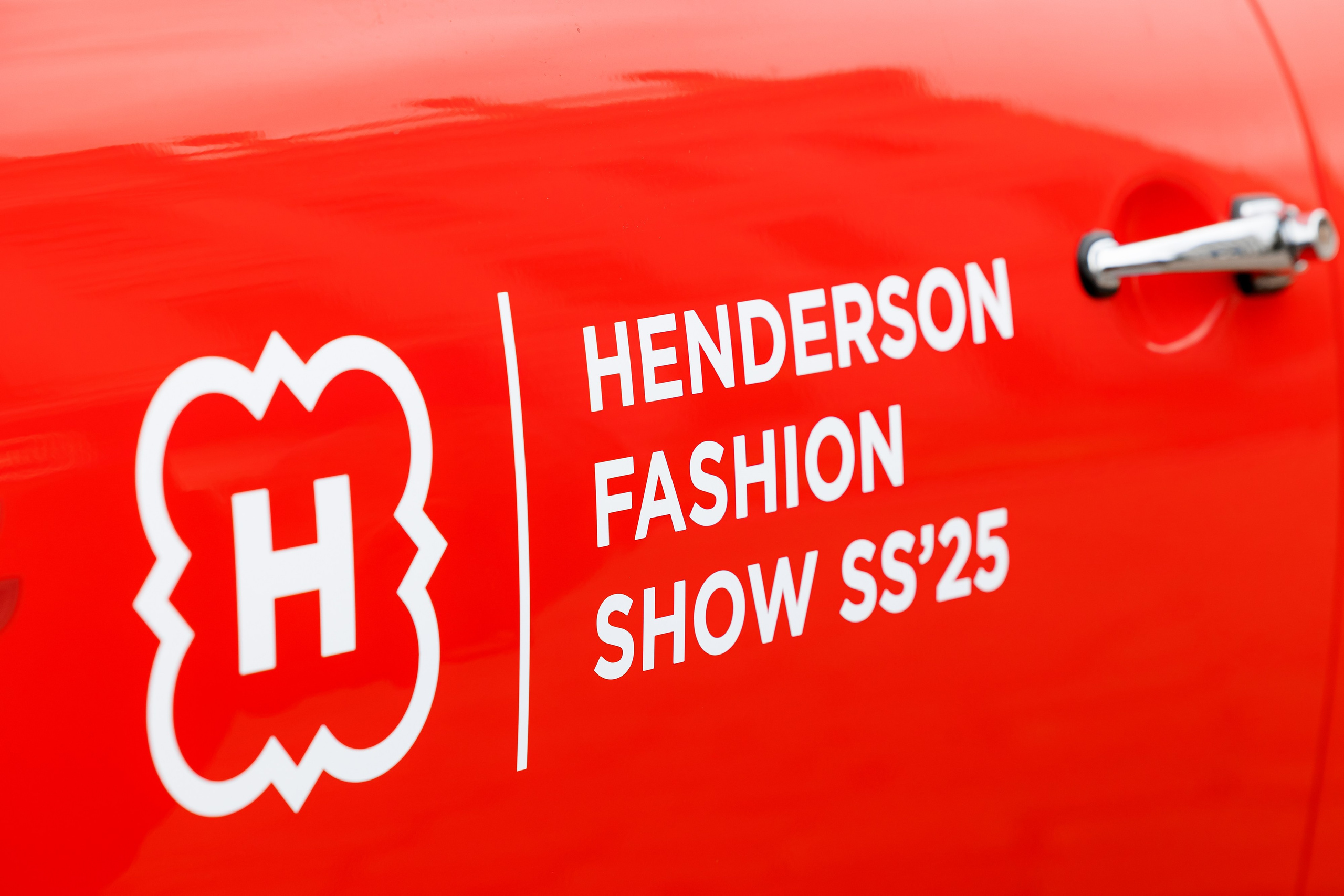 Henderson Fashion Show AW'25. Репортажный фотограф Семён Борисов | Москва