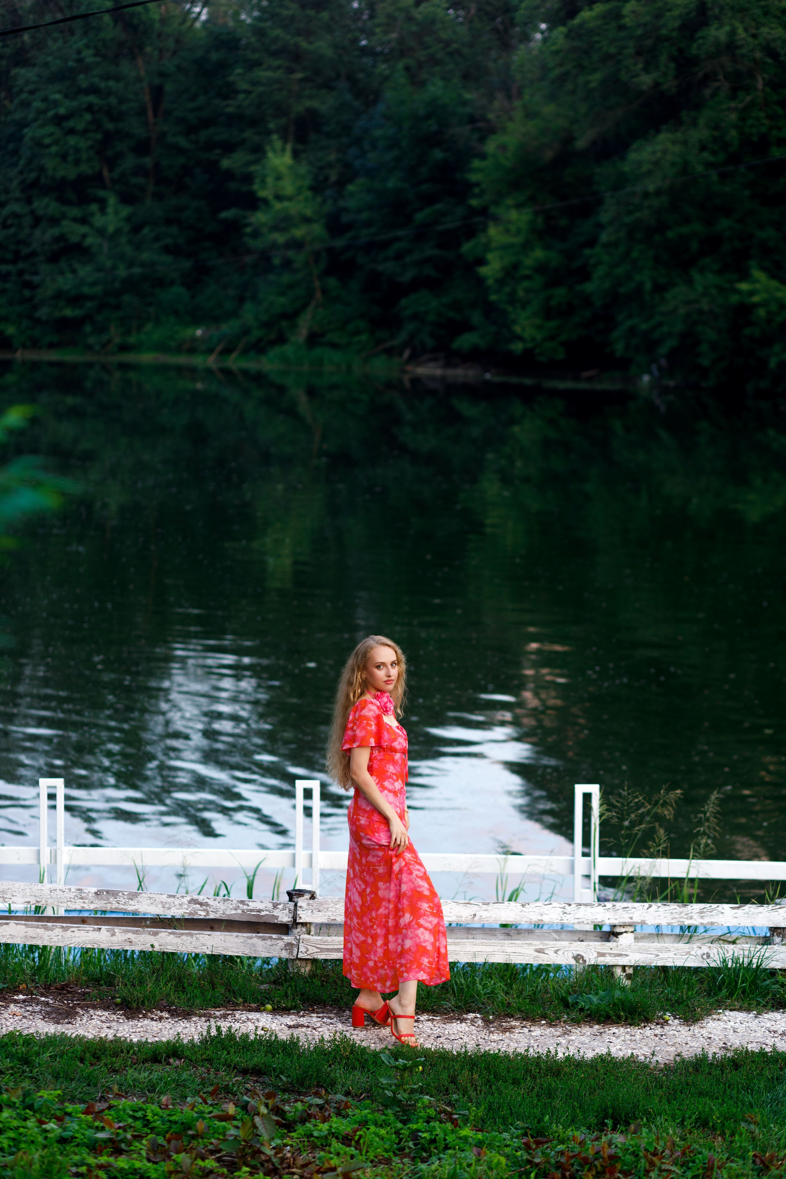 Ангелина- прогулка на Боевке. Фотограф Яков Поспехов