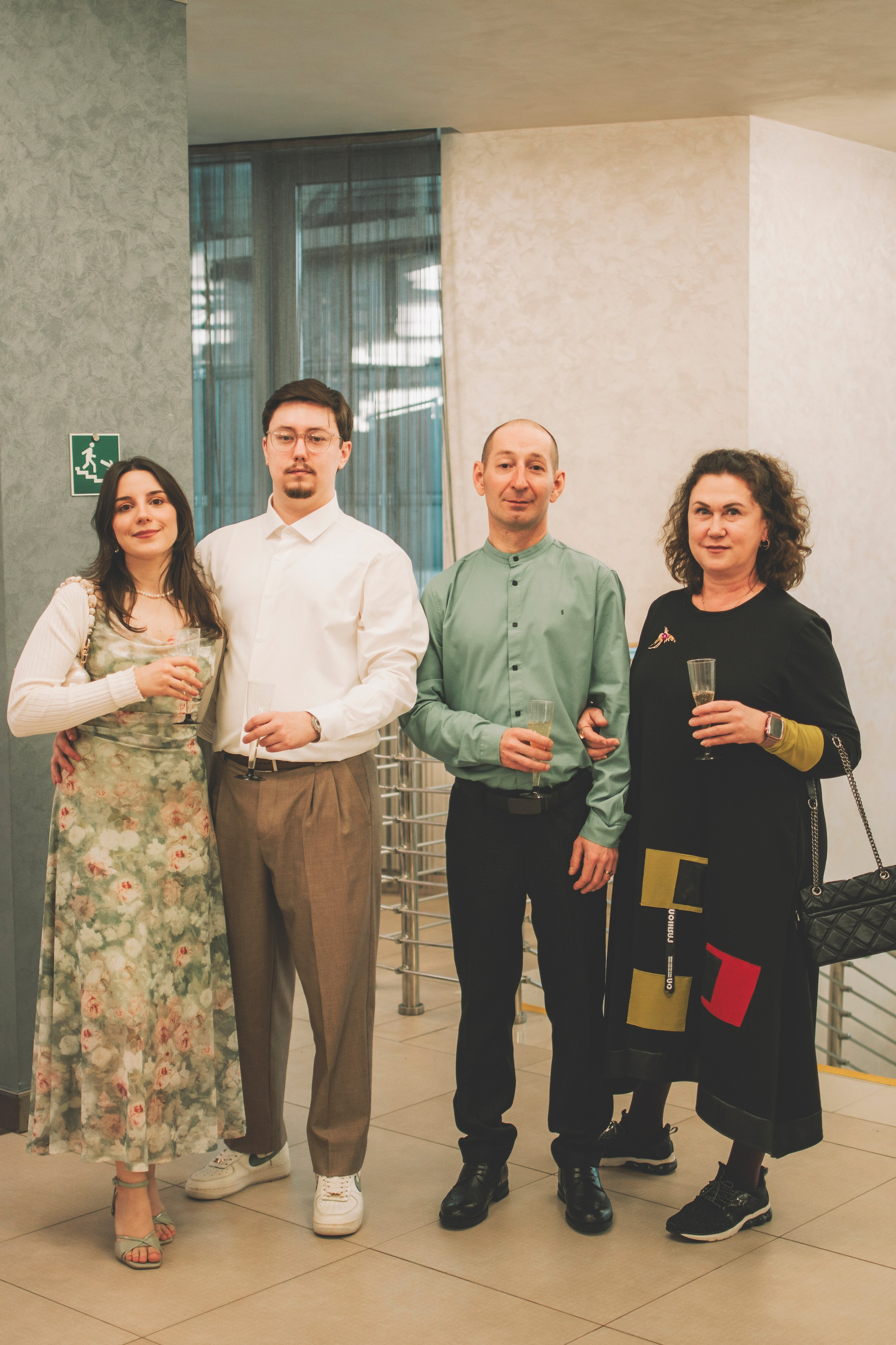 Альберт и Анастасия (Студийная фотосессия, роспись в ДК Нефтяник + фотосессия с гостями). Семейный и свадебный фотограф Губкинский и Ставрополь