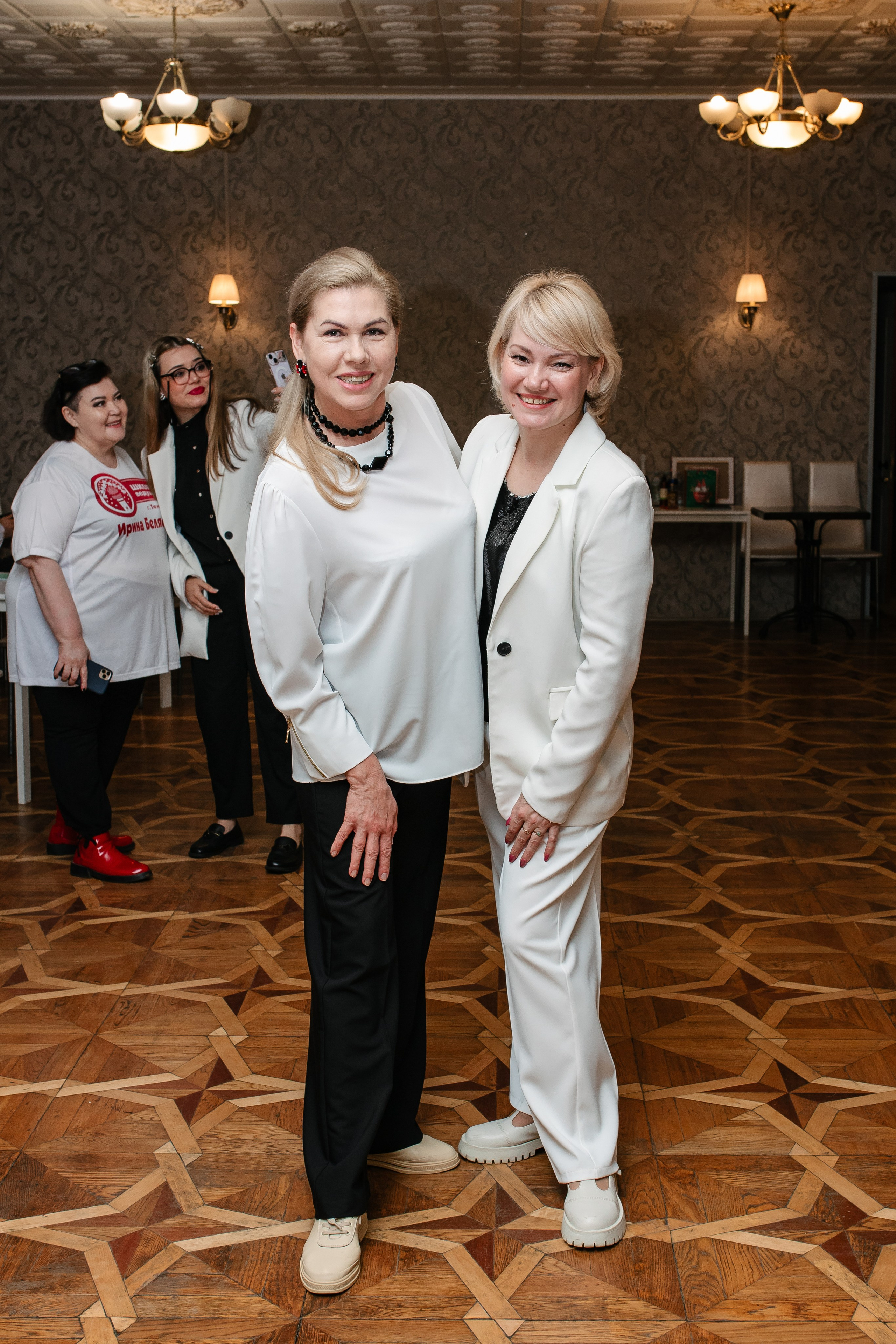 Мастер-класс для банкетных ведущих. Октябрь 2024. Фотограф Пермь. Свадьбы. Семья и дети, школа, д. сад. Фотокниги