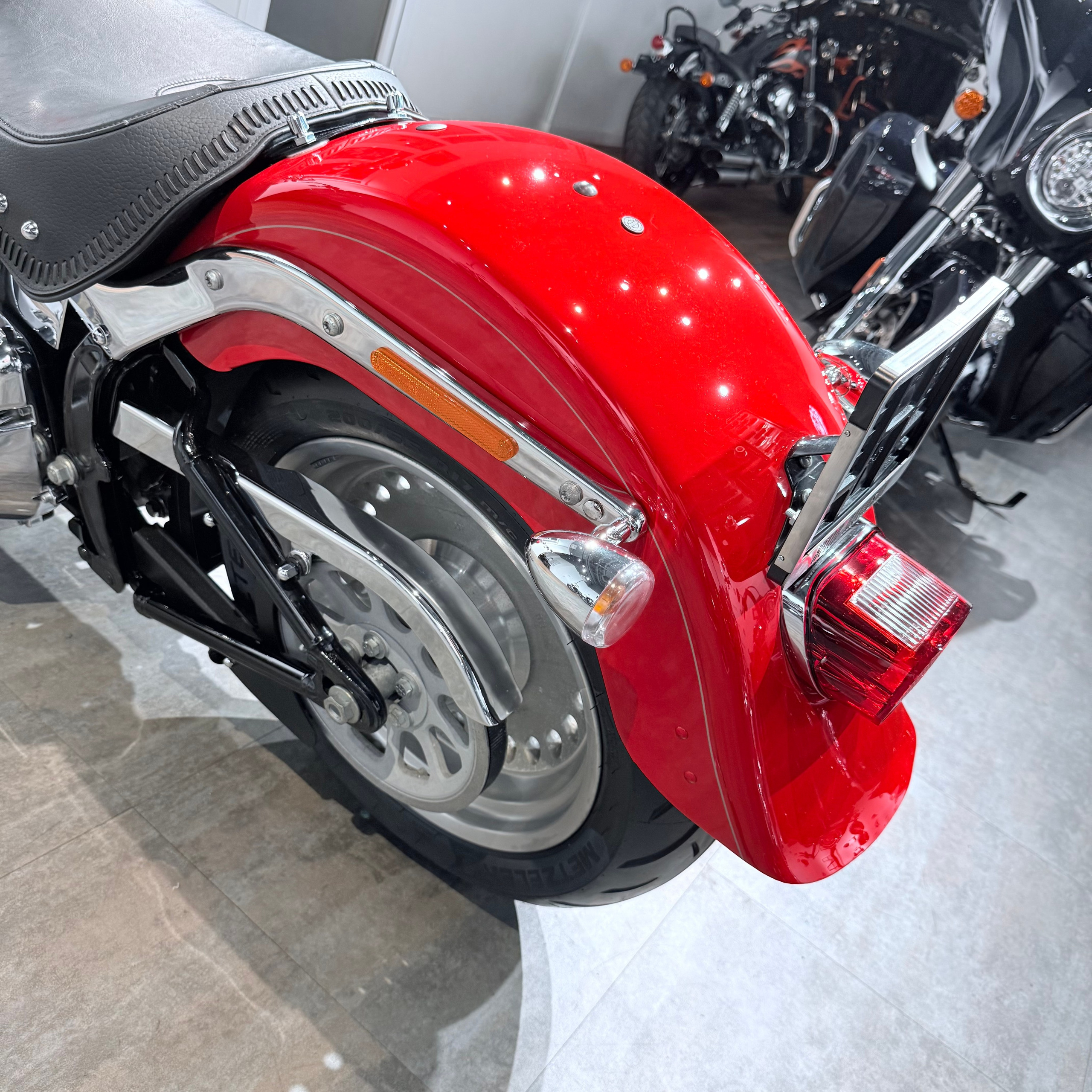 2010 Fat Boy АВS Rеd Сherry Реаrl. Hello Davidson, Москва. Только хорошие мотоциклы…
