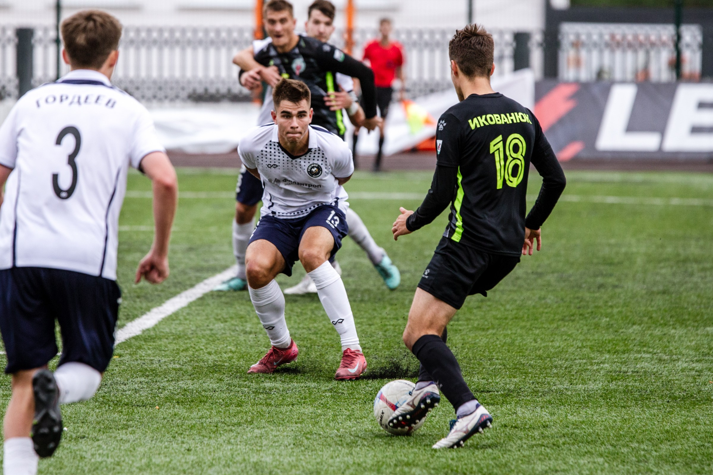 Первенство России по футболу LEON-Вторая лига Б | ФК Иркутск — Космос (Долгопрудный) | 14.09.25. Фотограф в Иркутске Евгения Айвазова