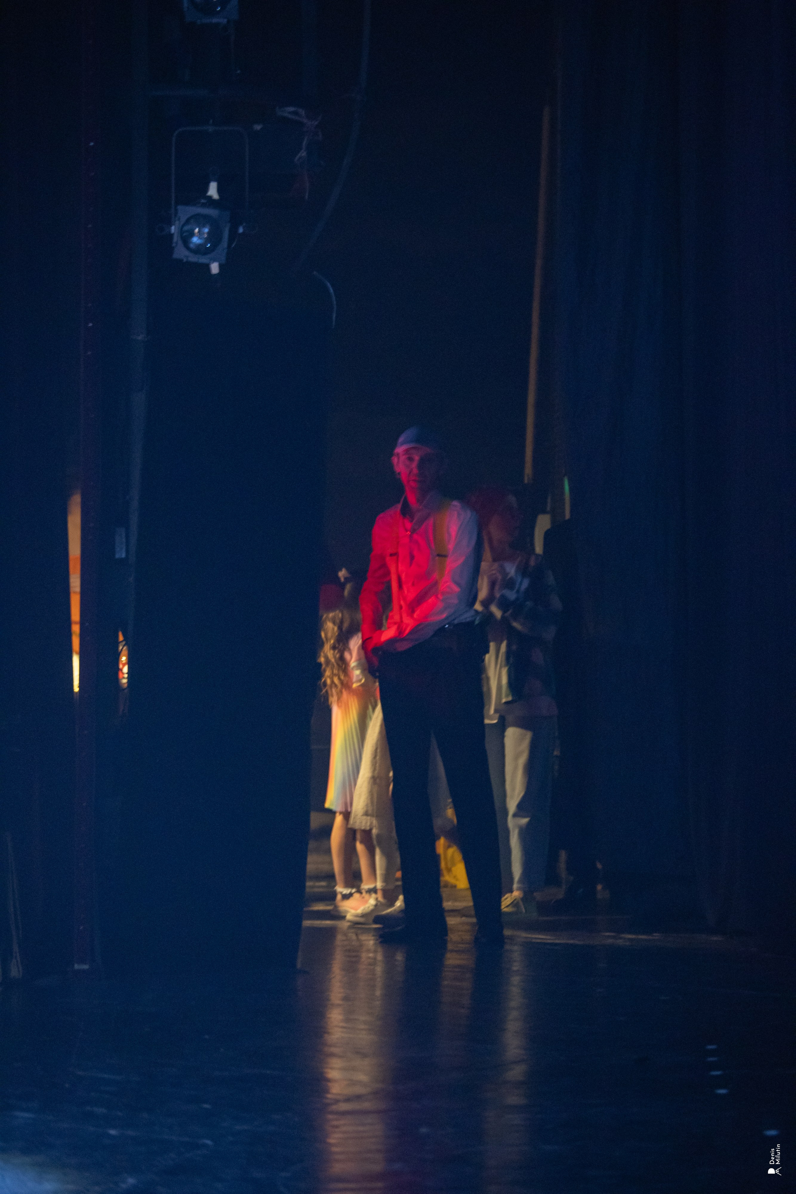 Онежская маска https://denismilutin.wfolio.pro/disk/onezhskaya-maska-petrozavodsk-28zxjw. Портретный фотограф Денис Милютин