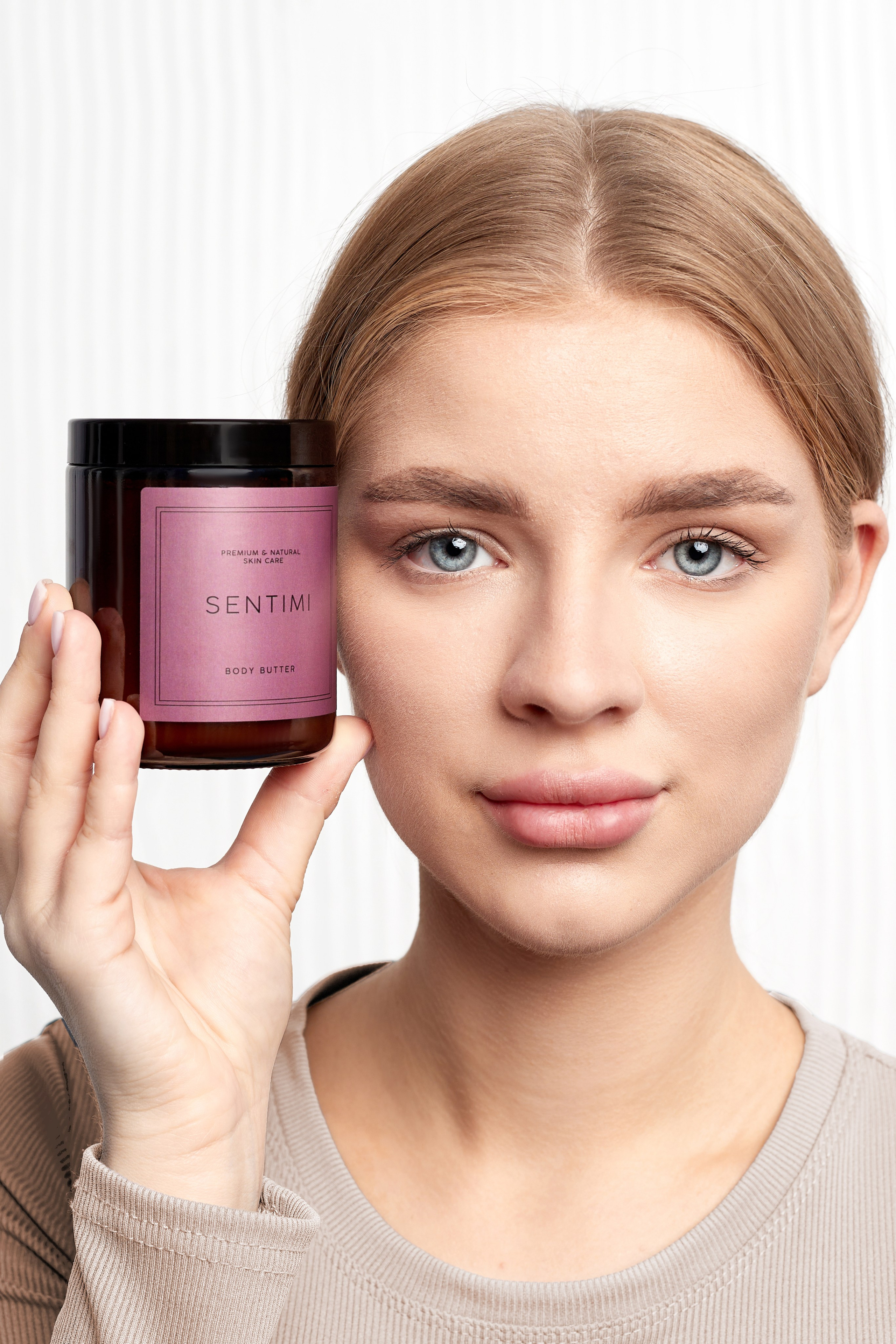 Косметический бренд «SENTIMI». Выведите свои товары на новый уровень с профессиональной предметной фотографией. Предметный фотограф Юлия Кравченко