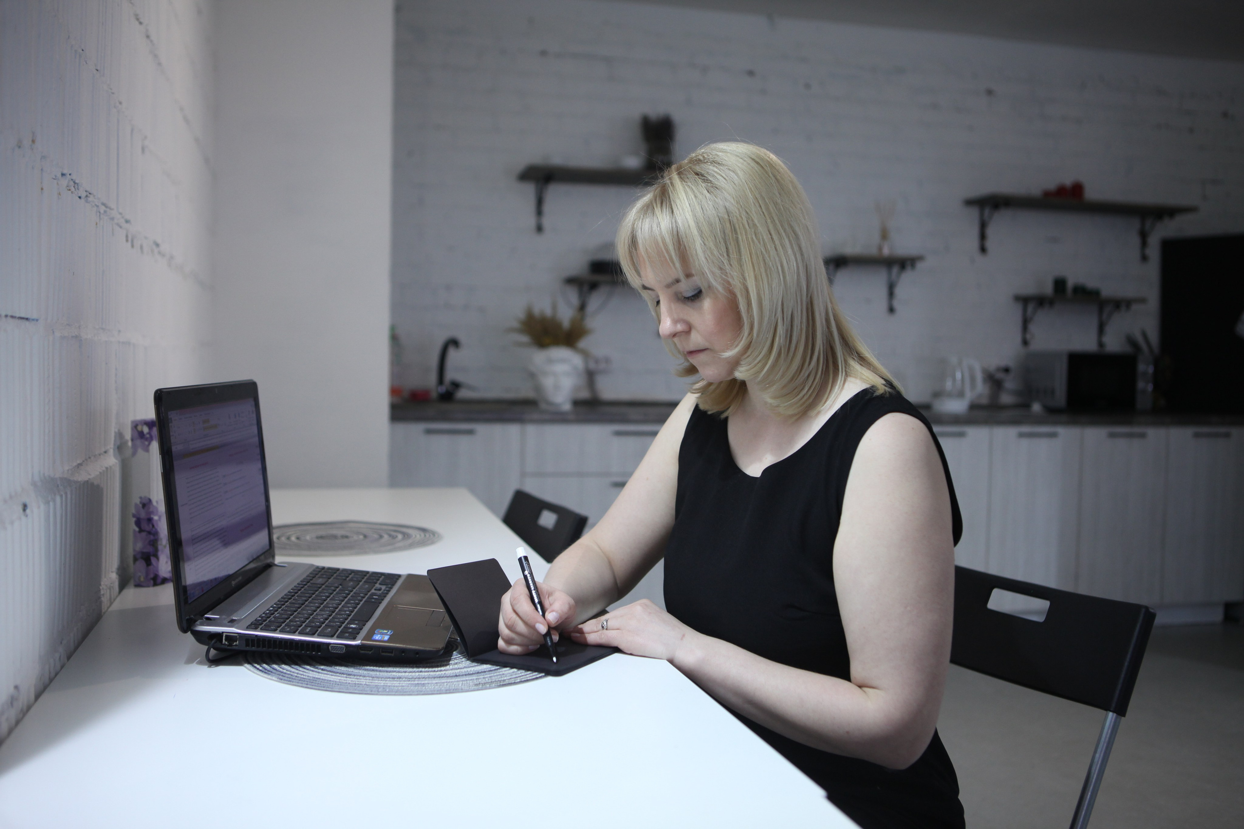 Жанна. Портретная фотосъемка в «Лайт Студия». Репортажный, семейный, свадебный, портретный фотограф