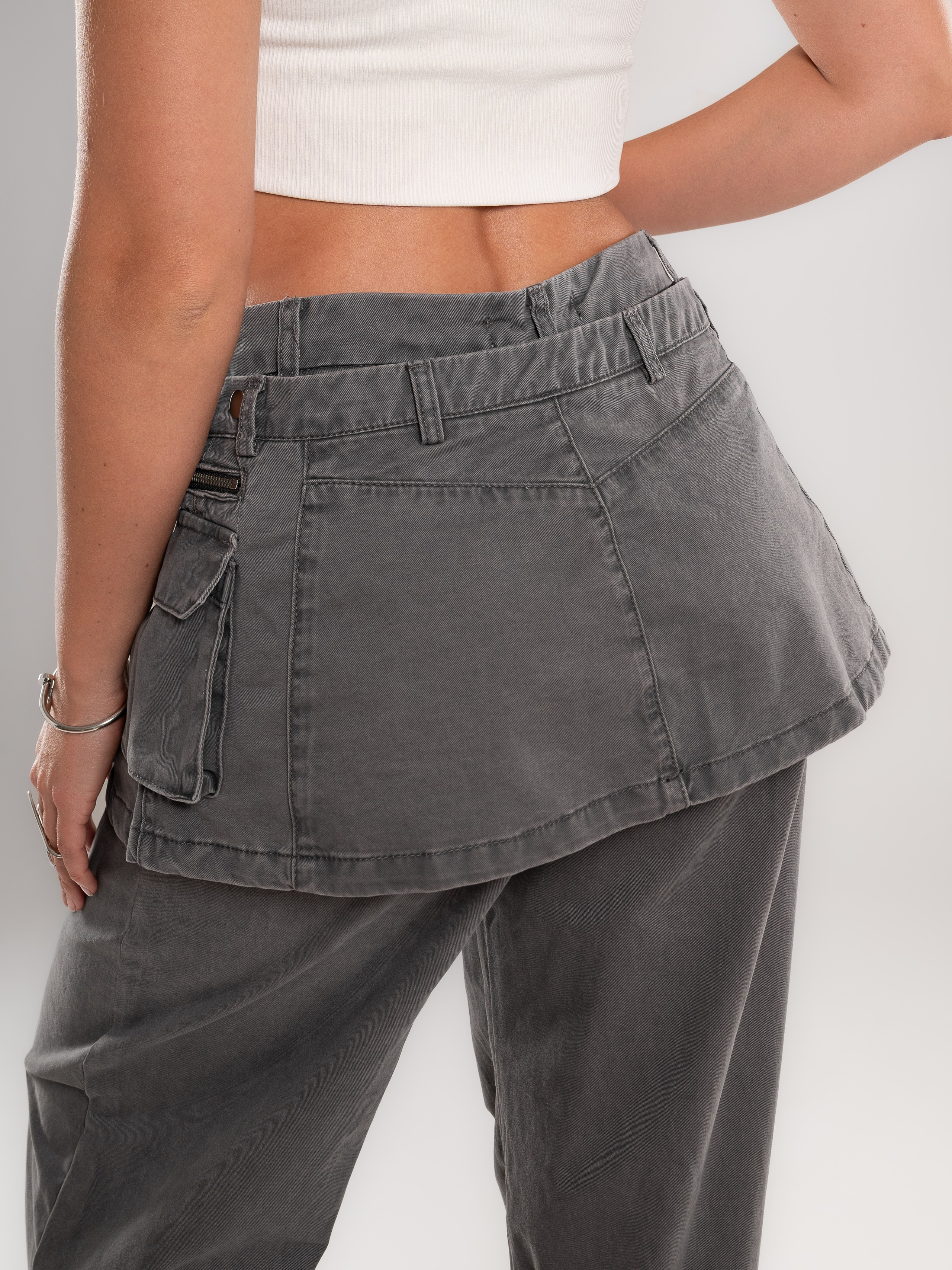 Джинсы. Предметный фотограф, фото для маркетплейсов Пятигорск, КМВ