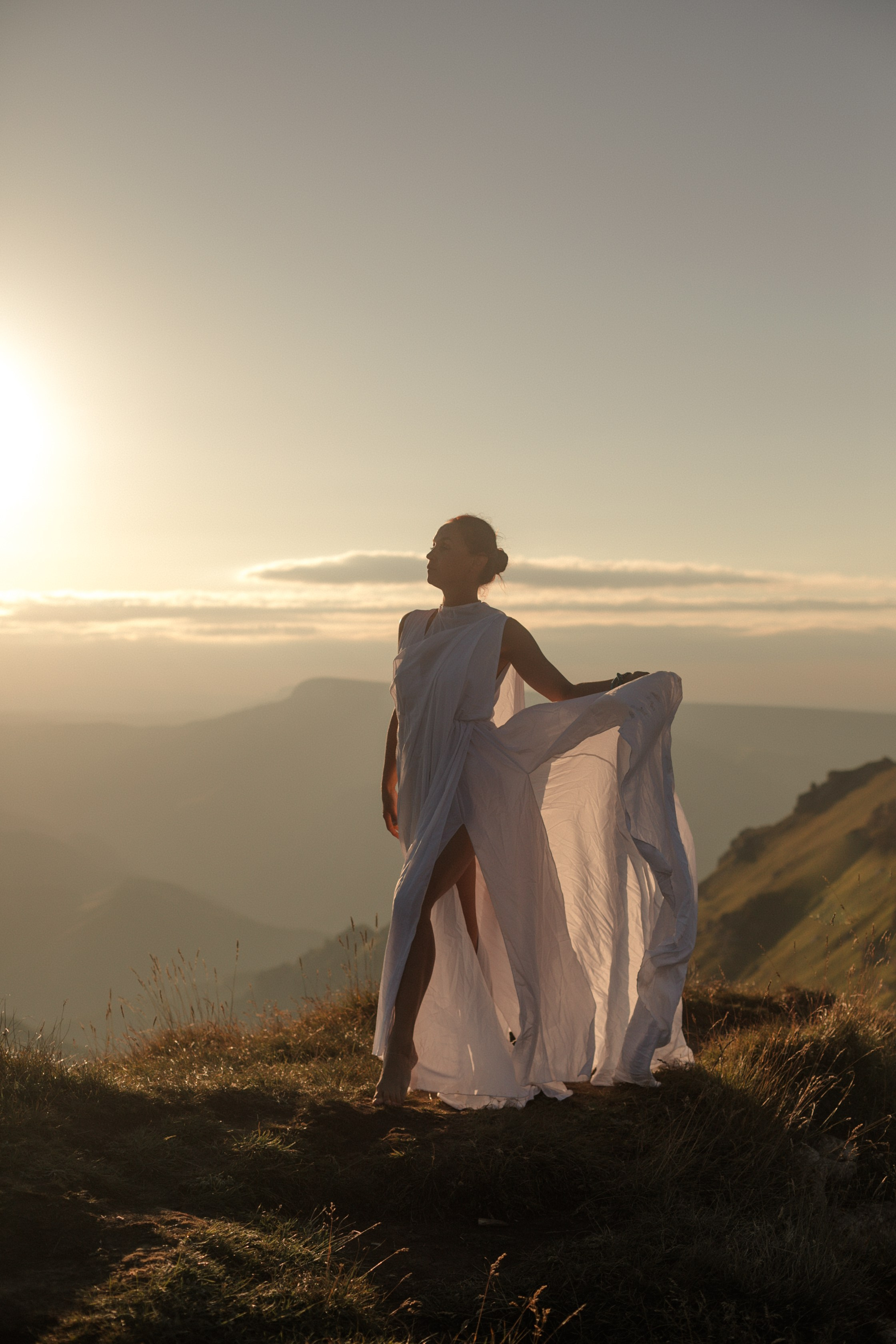 фотосессия в горах· фотограф в горах кавказа· семейная фотосессия в горах· свадебная фотосессия в горах· фотосессия на эльбрусе· фототур в горы· фотограф на природе· фотосъемка в стиле натура· портрет на природе· выездная фотосессия