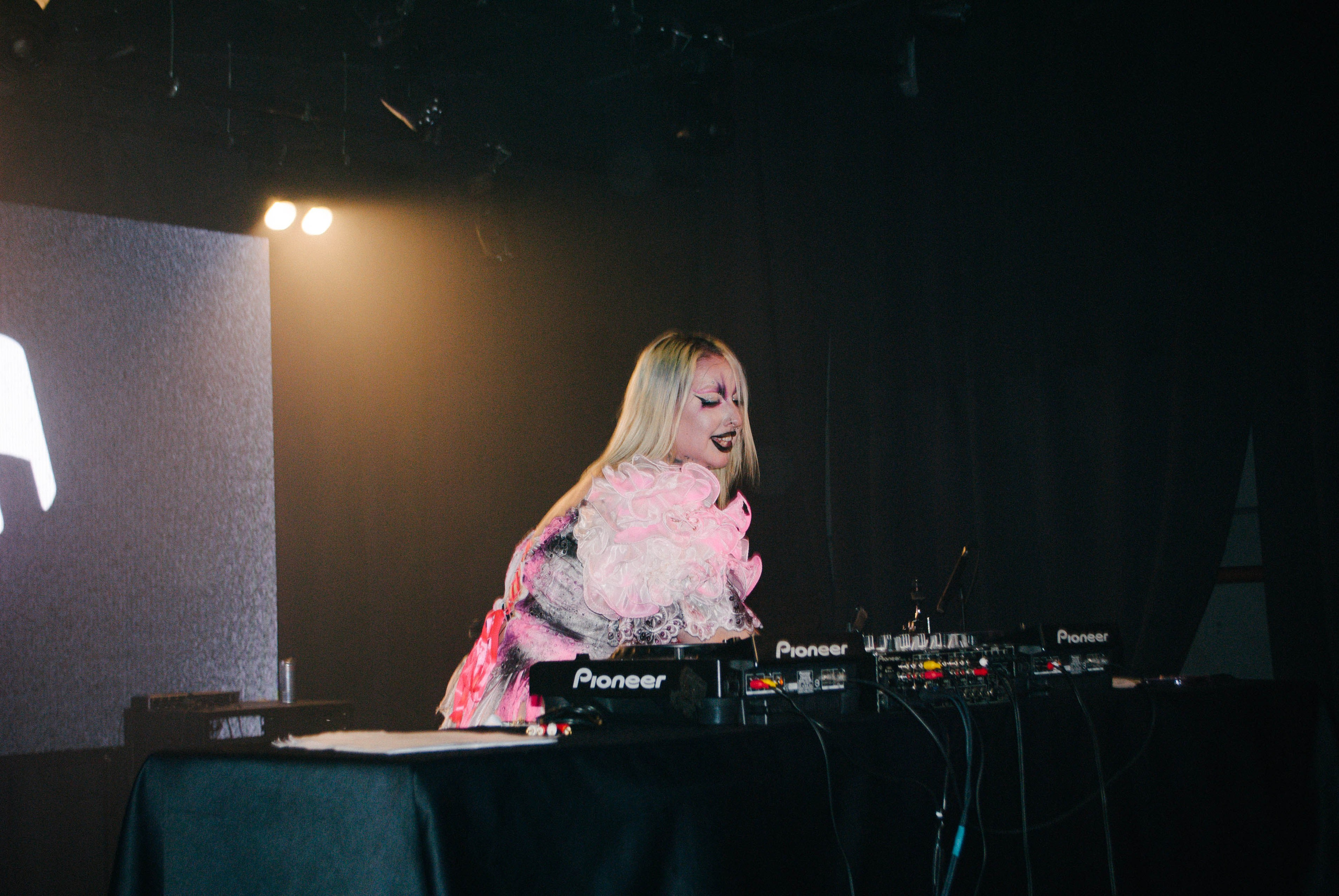 ЭМОЛЕНД. Фотограф из Санкт-Петербурга Валерия Ленских