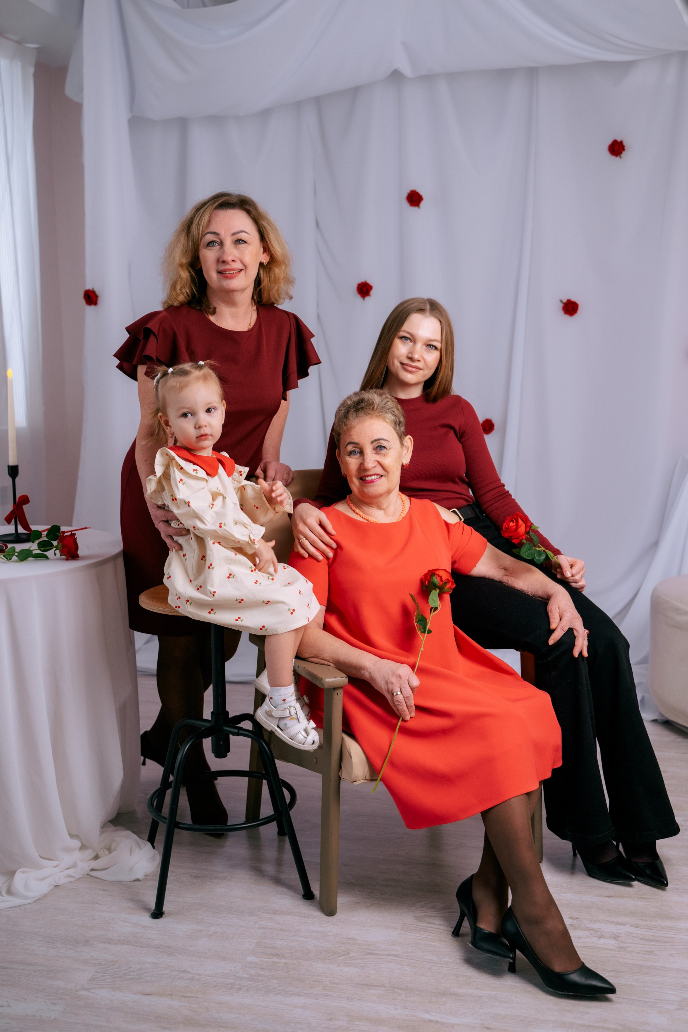 Катерина, Анна и их бабушки. Фотограф в Казани Алсу Багабиева