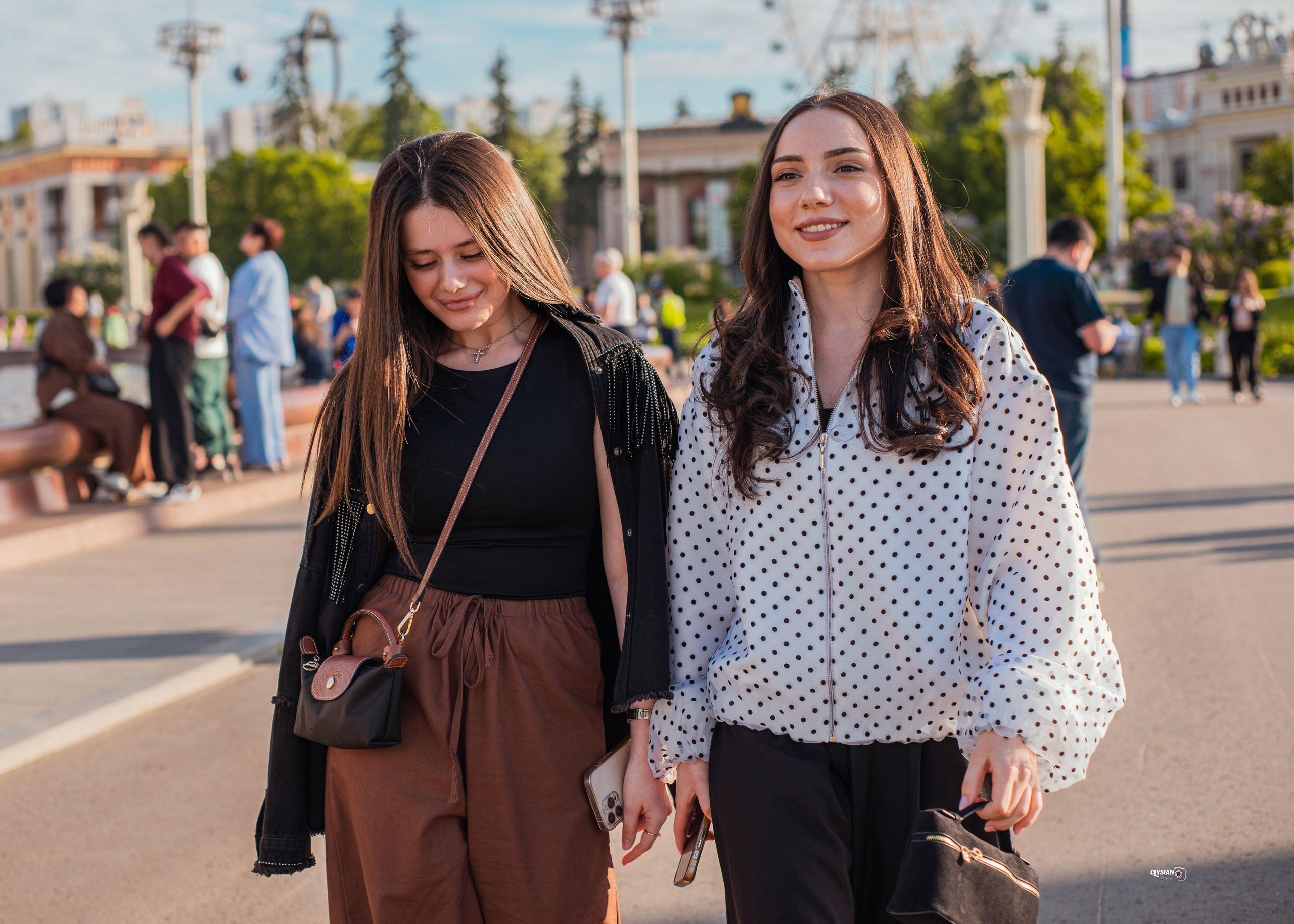 Street photography. Hi, I’m Dairo James of  The Elysian Photography! I capture genuine moments across weddings, events, and portraits in Moscow