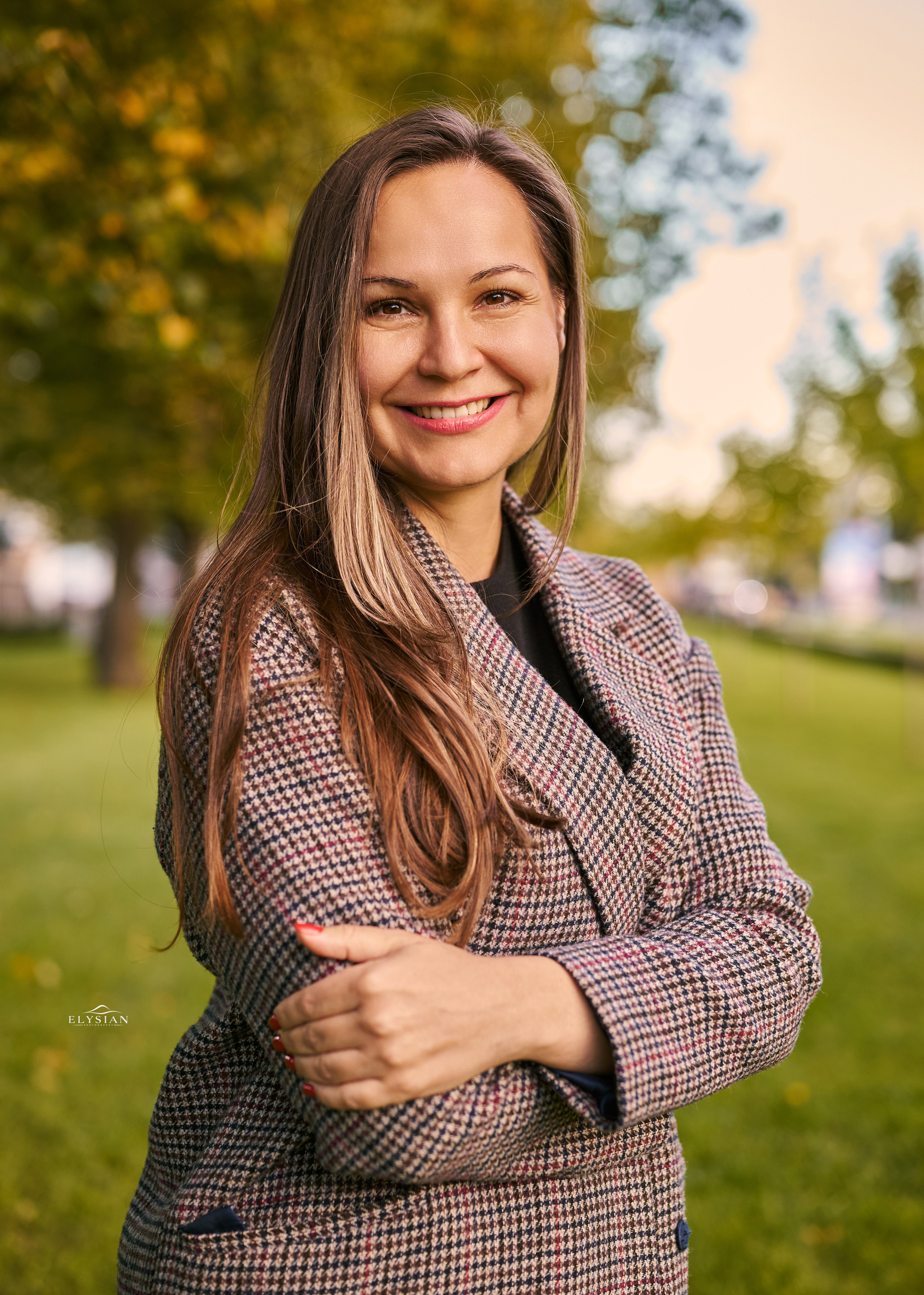 Anna. Hi, I’m Dairo James of  The Elysian Photography! I capture genuine moments across weddings, events, and portraits in Moscow