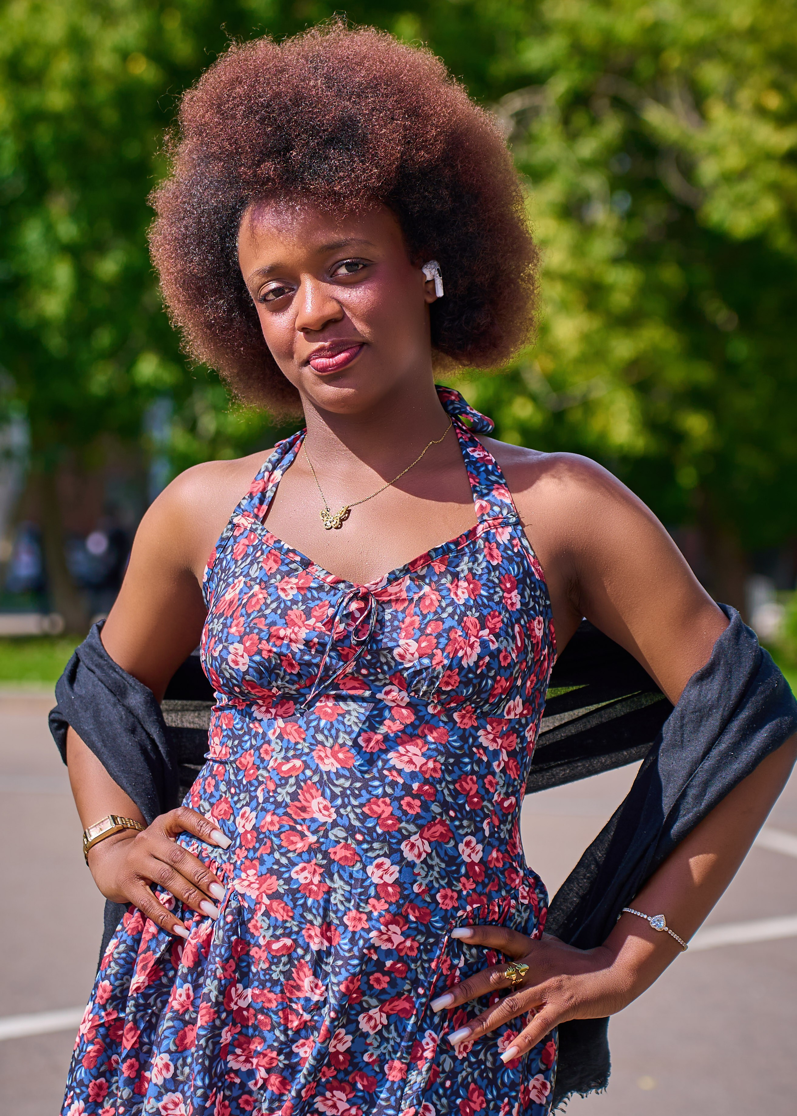 Friends. Hi, I’m Dairo James of  The Elysian Photography! I capture genuine moments across weddings, events, and portraits in Moscow