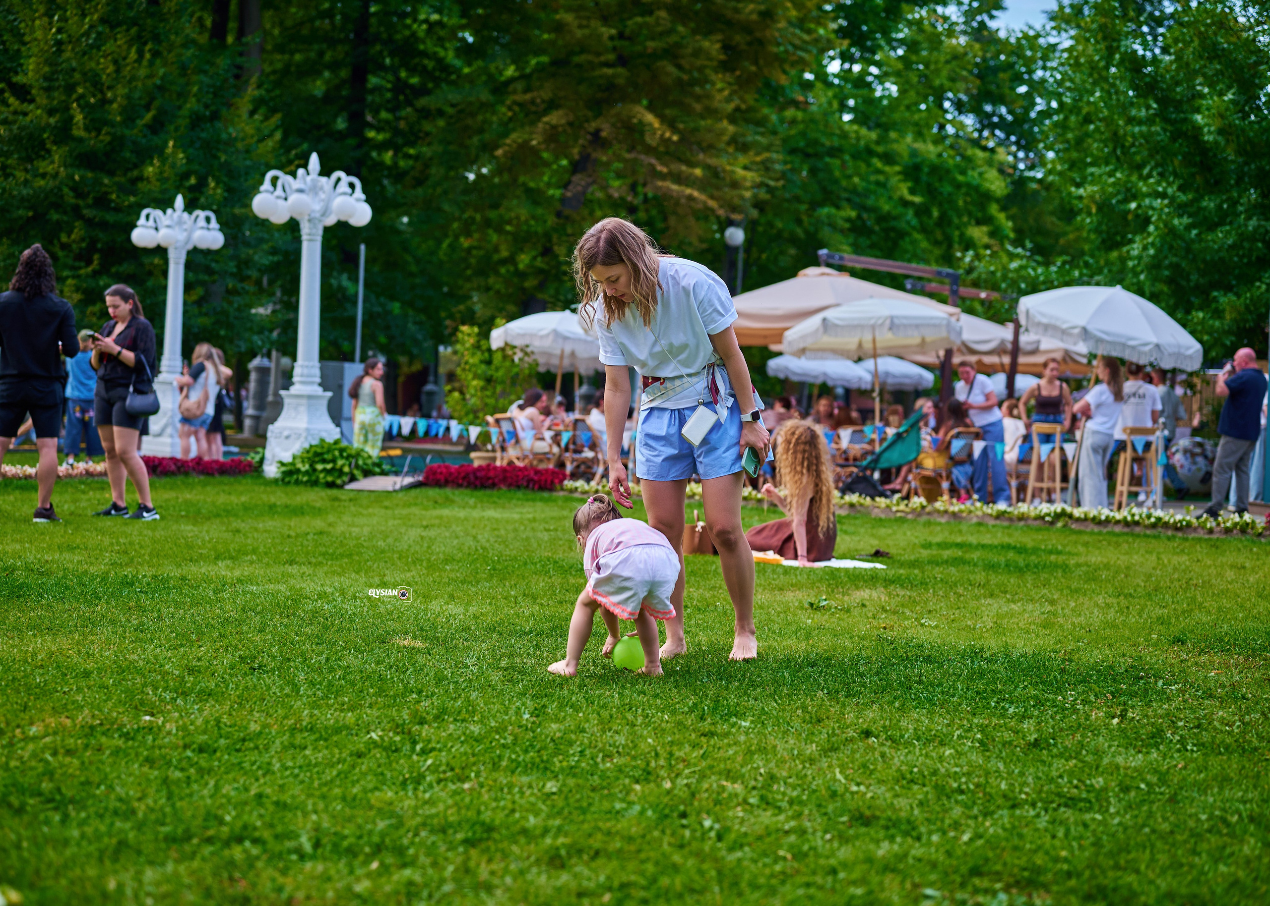 Thai Festival In Moscow. Hi, I’m Dairo James of  The Elysian Photography! I capture genuine moments across weddings, events, and portraits in Moscow