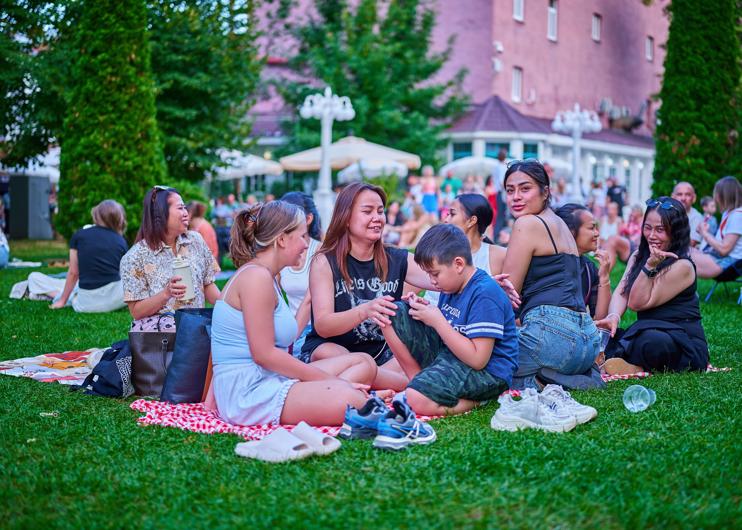 Thai Festival In Moscow. Hi, I’m Dairo James of  The Elysian Photography! I capture genuine moments across weddings, events, and portraits in Moscow