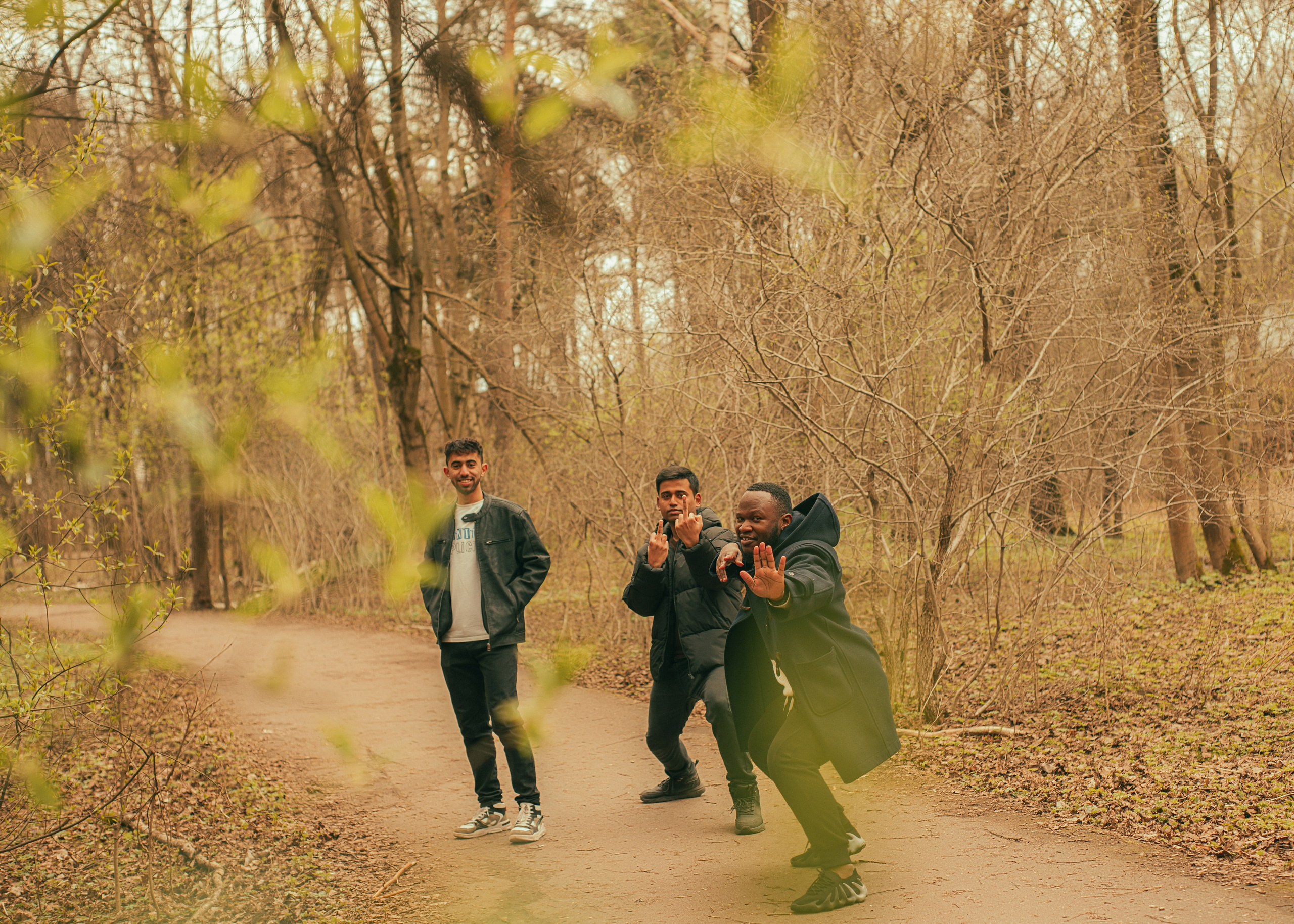 Friends. Hi, I’m Dairo James of  The Elysian Photography! I capture genuine moments across weddings, events, and portraits in Moscow