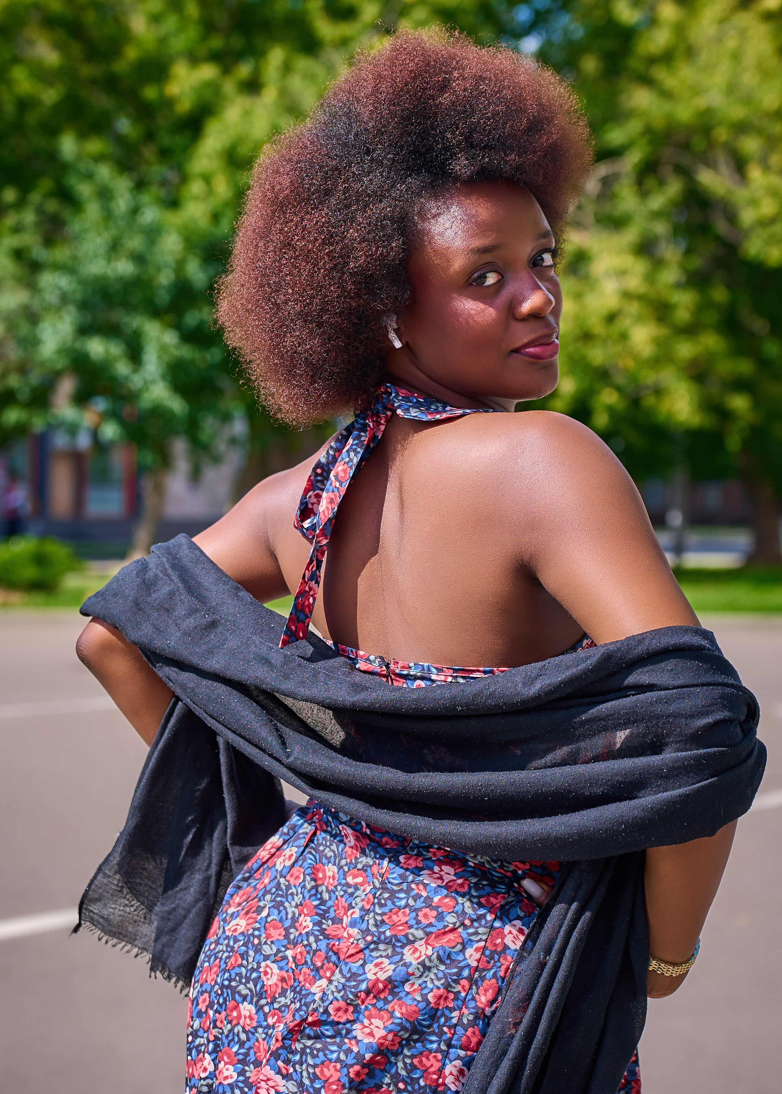 Friends. Hi, I’m Dairo James of  The Elysian Photography! I capture genuine moments across weddings, events, and portraits in Moscow