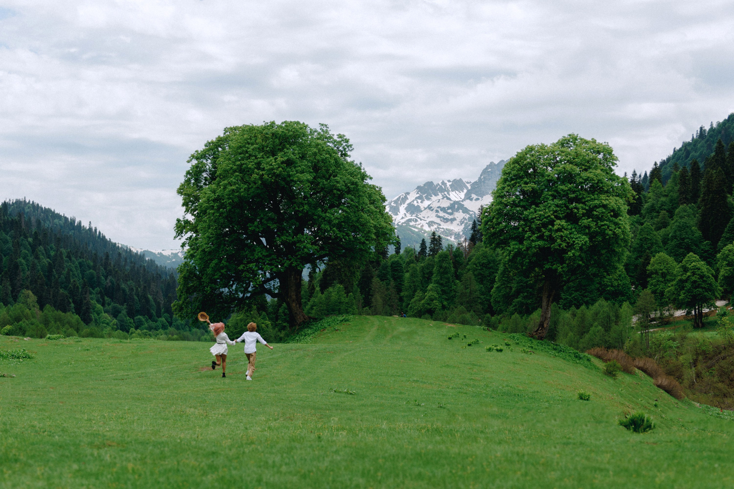 Alpine meadows phototour|The Italian Dolomites Love Story photoshoot. Fedor Lemeshko — Destination Wedding and Family Lifestyle photographer