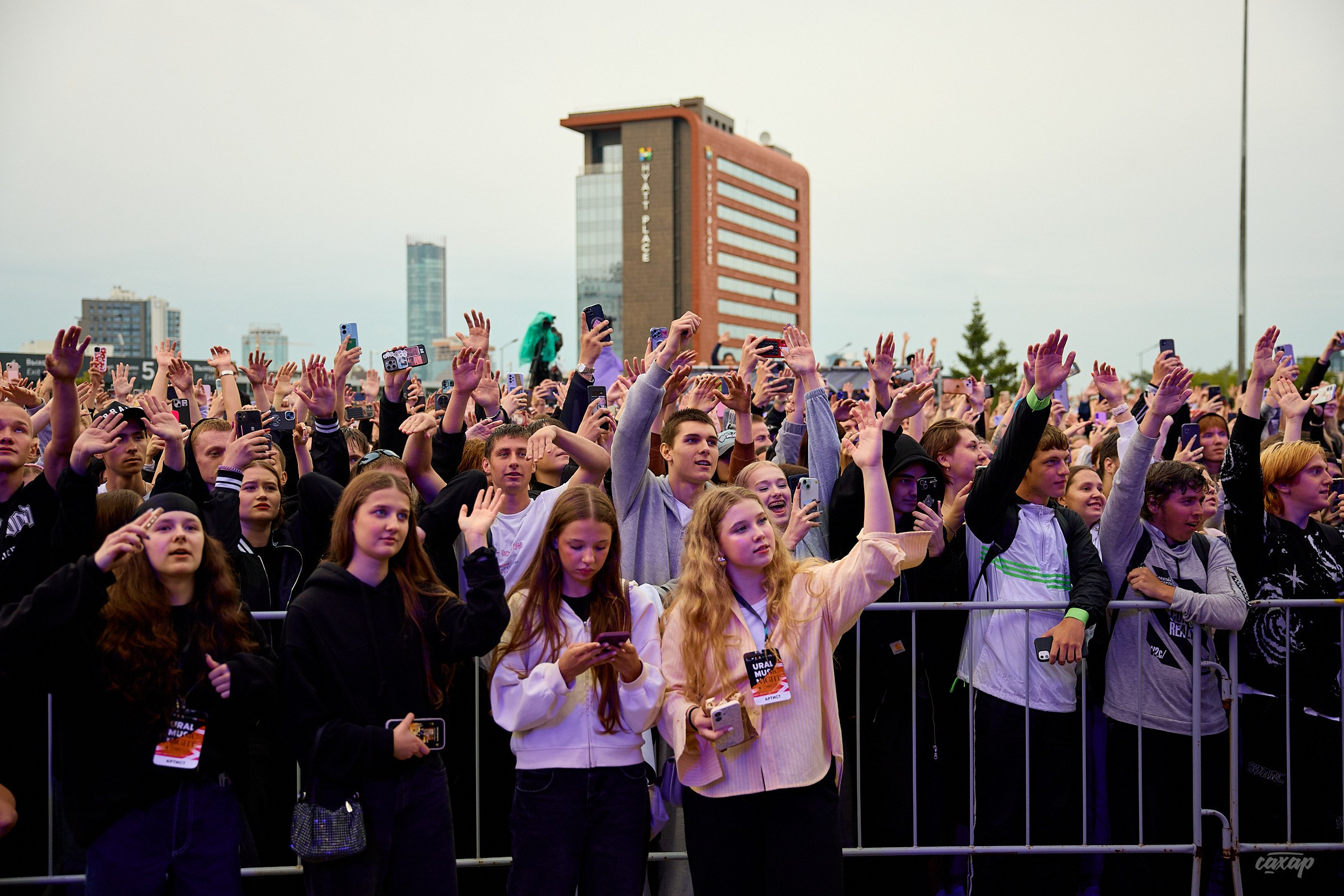 Ак-47, Витя АК. Профессиональный фотограф в Екатеринбурге Юра Сахар