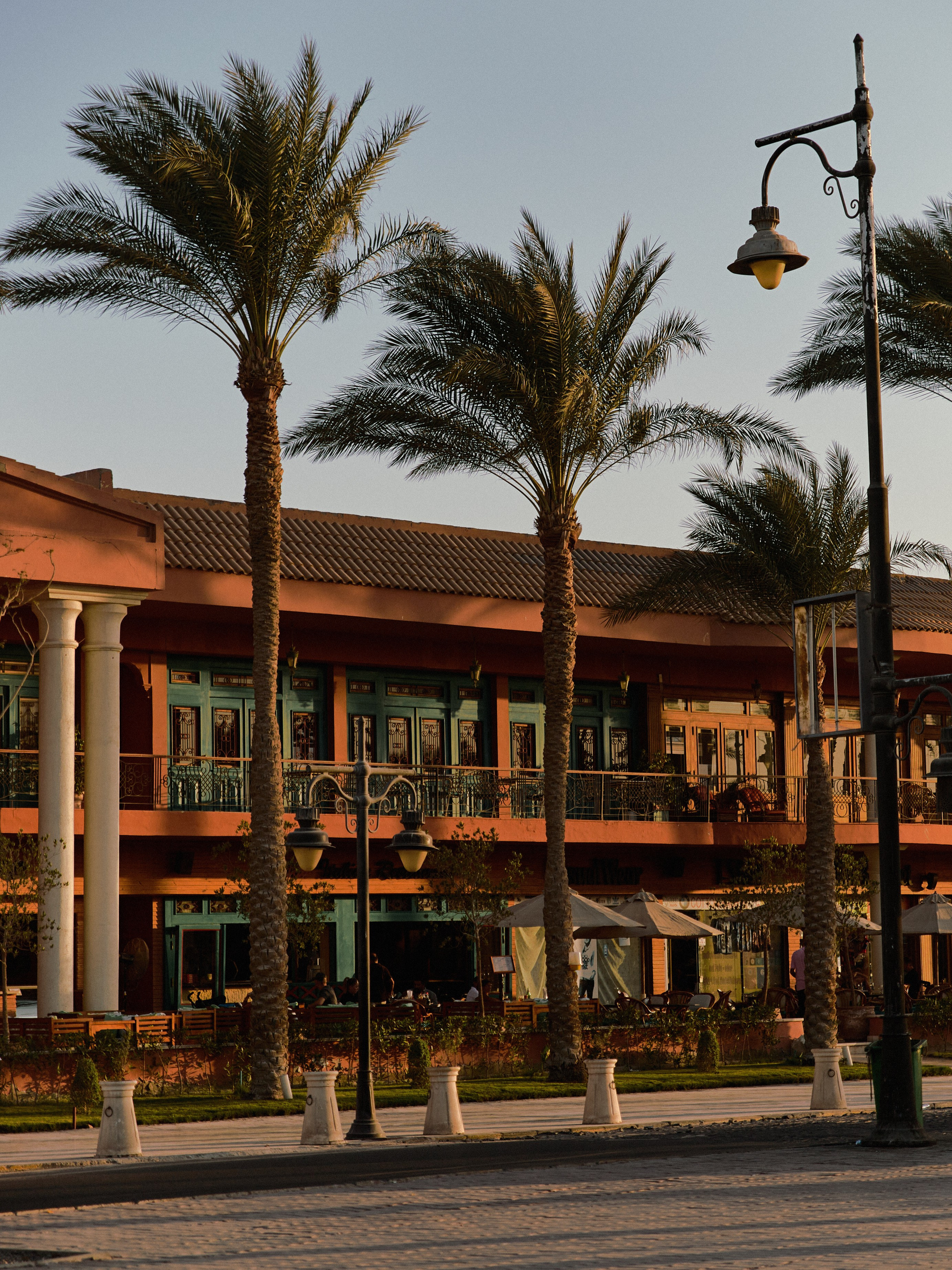 Улицы. Jorgis Talè — photographer, kind person, teacher of arts and other mag