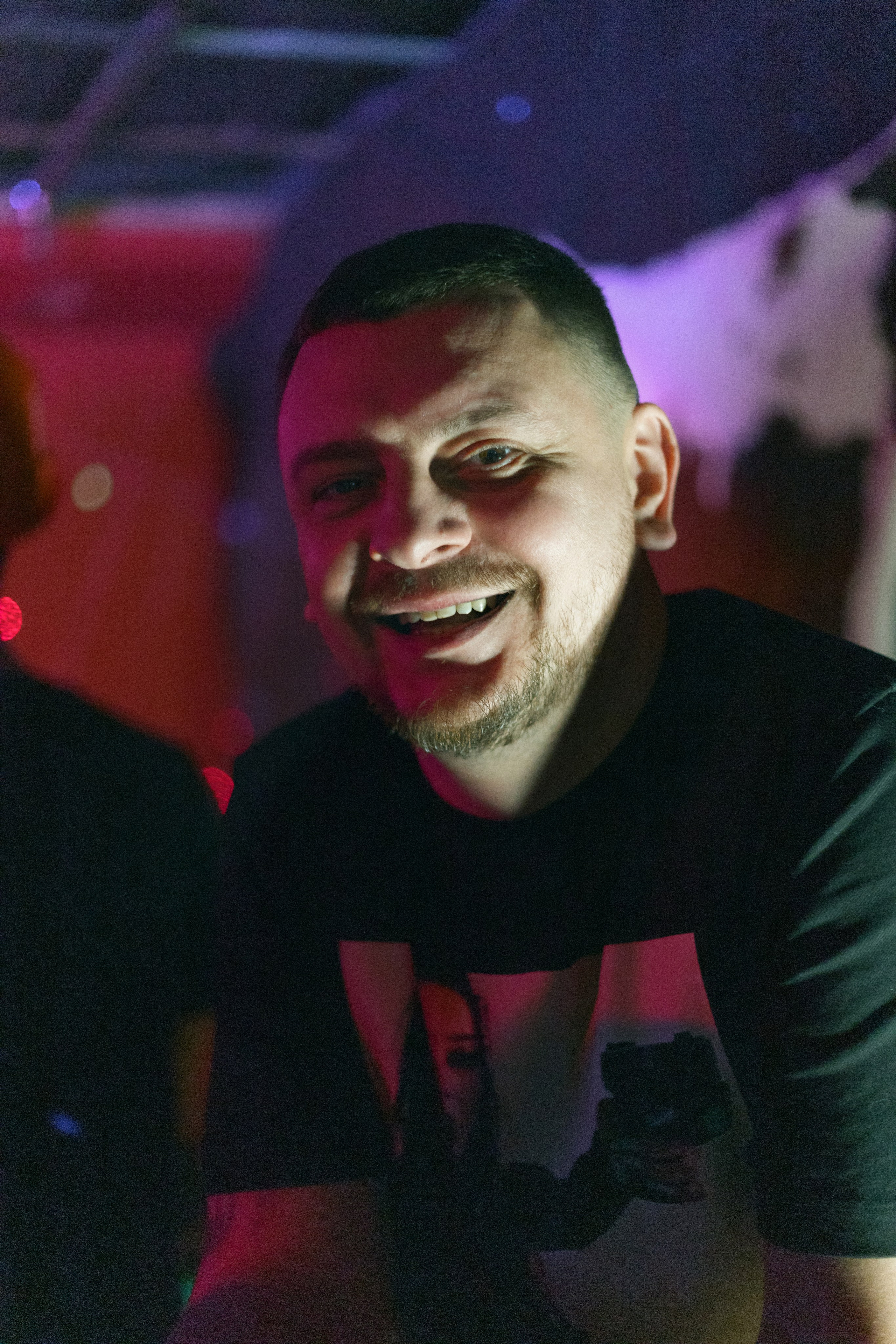 Бэкстейдж со съёмок фильма «Третья смена». Фотограф Александр Закадычный | Таганрог