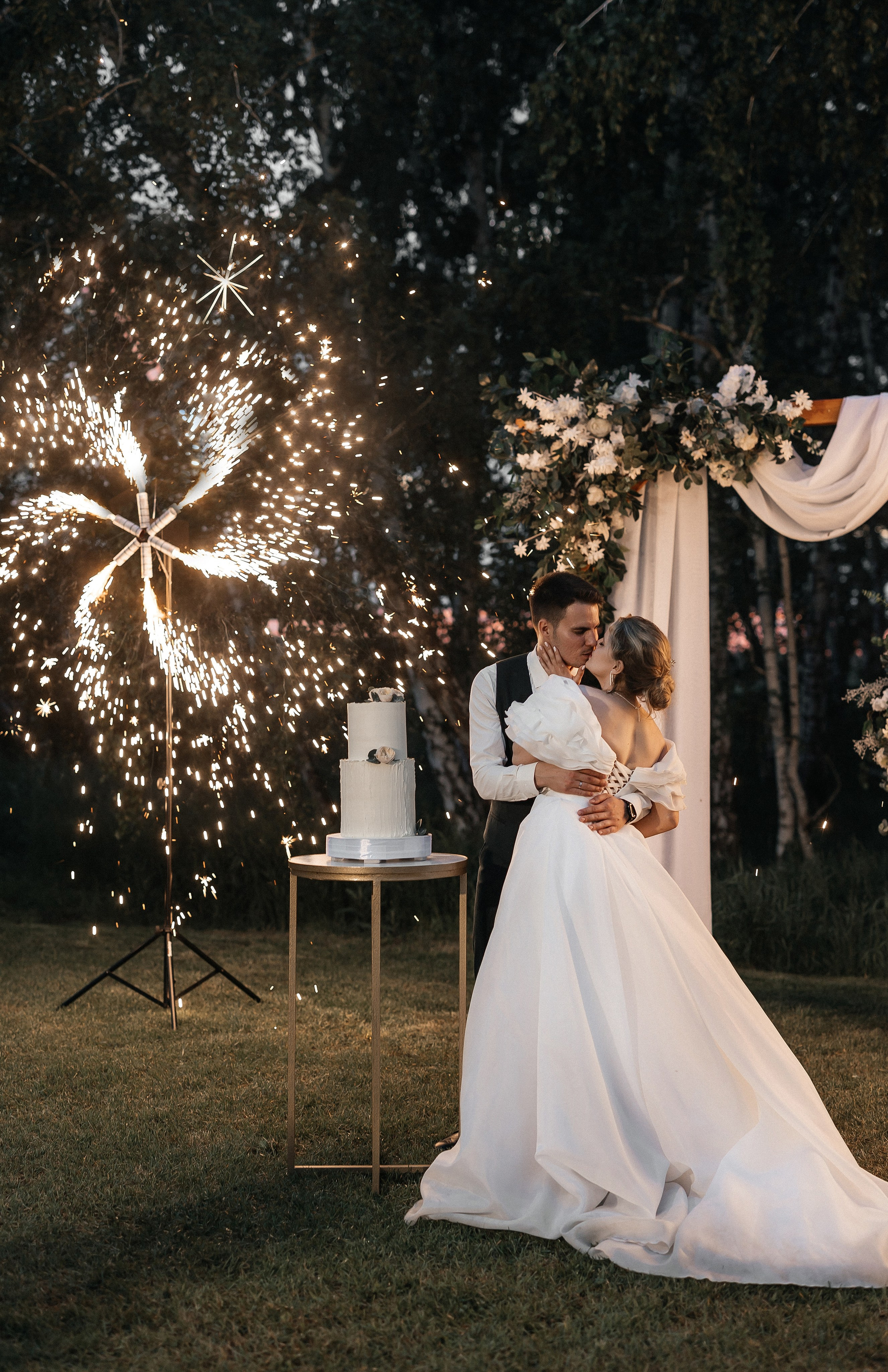 Ксения & Виталий | 07.06.24. Свадебный и семейный фотограф в Омске Евгения Хакимова