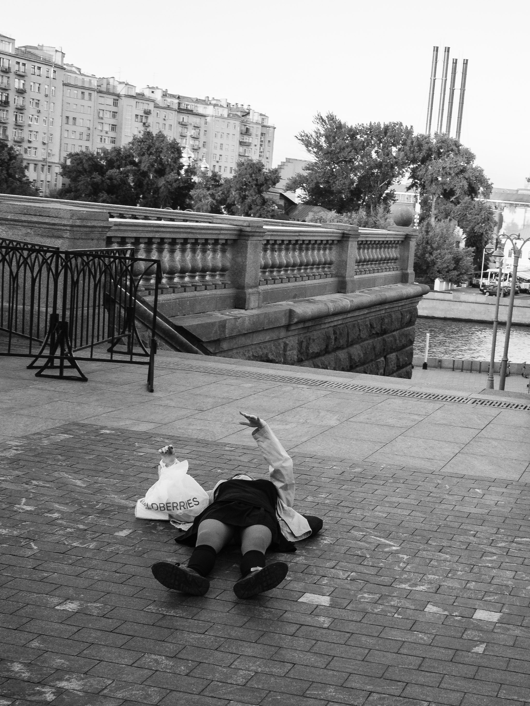 Mos Black & White Cow. Портретный и Репортажный фотограф в Москве