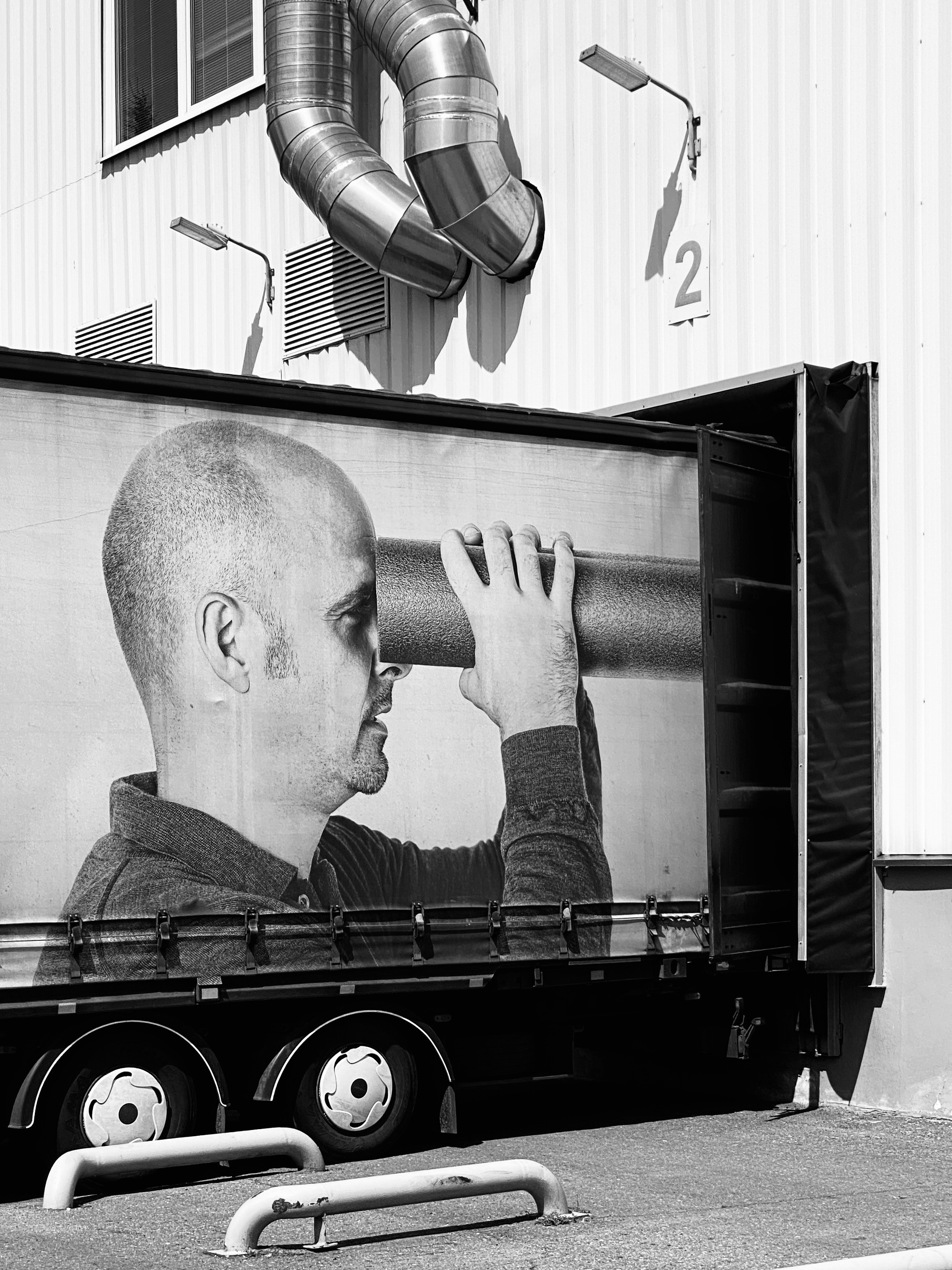 Mos Black & White Cow. Портретный и Репортажный фотограф в Москве