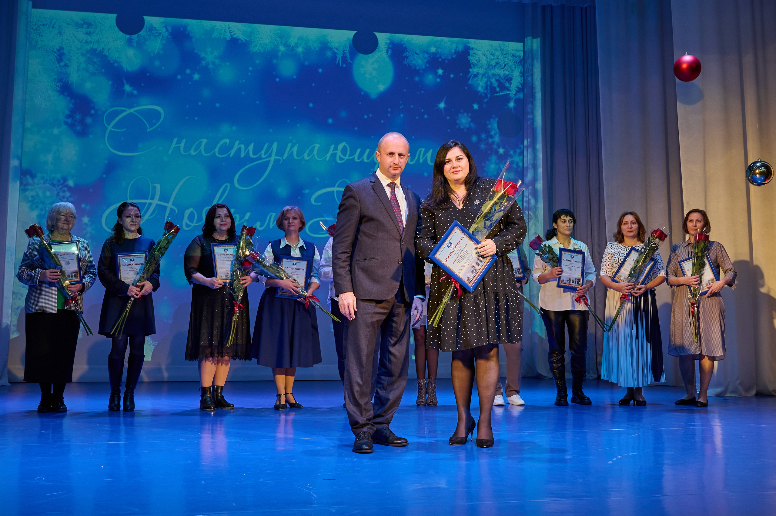 Концерт в ДК Марьина роща. Жизнь курорта Кабардинка в фотографиях