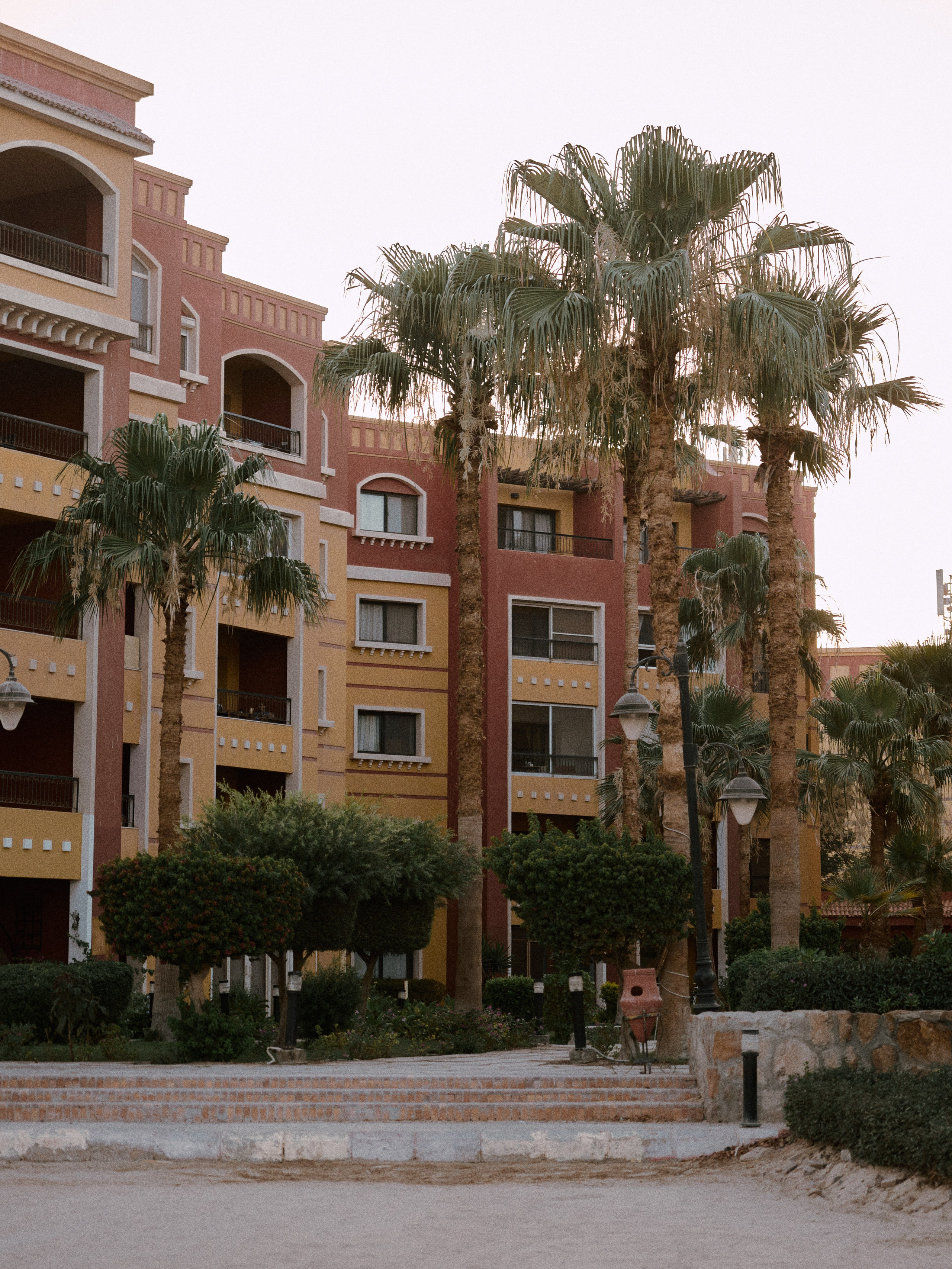 Улицы. Jorgis Talè — photographer, kind person, teacher of arts and other mag