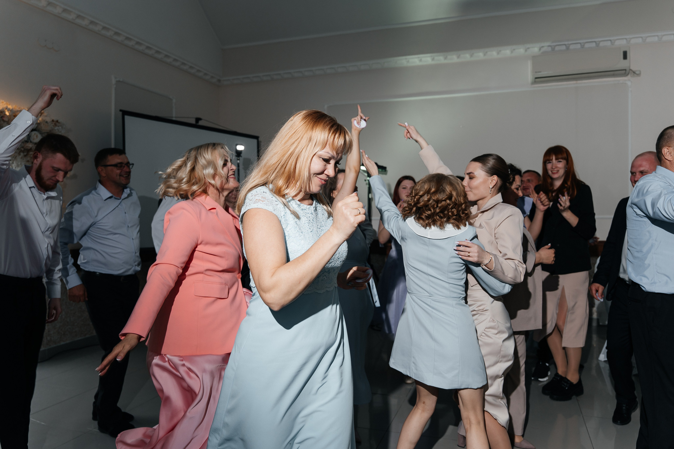 Дмитрий и Анастасия. Главная