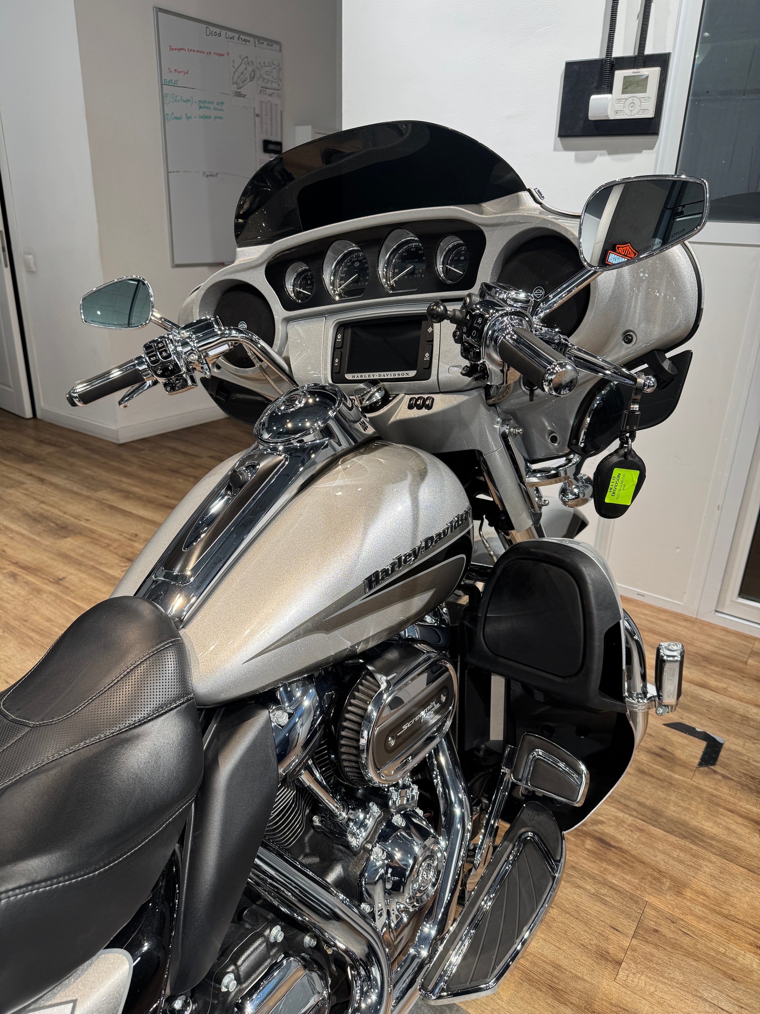 Мотоциклы Harley-Davidson 114 CVO Ultra Limited (Touring)  — купить мотоцикл. Hello Davidson, Москва. Только хорошие мотоциклы…