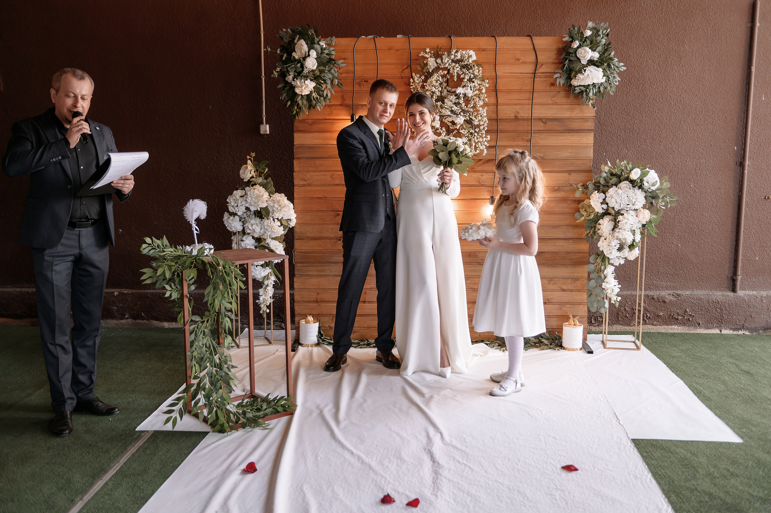 Эдуард и Виктория. Свадебный фотограф Белгород Валуйки Старый Оскол Воронеж