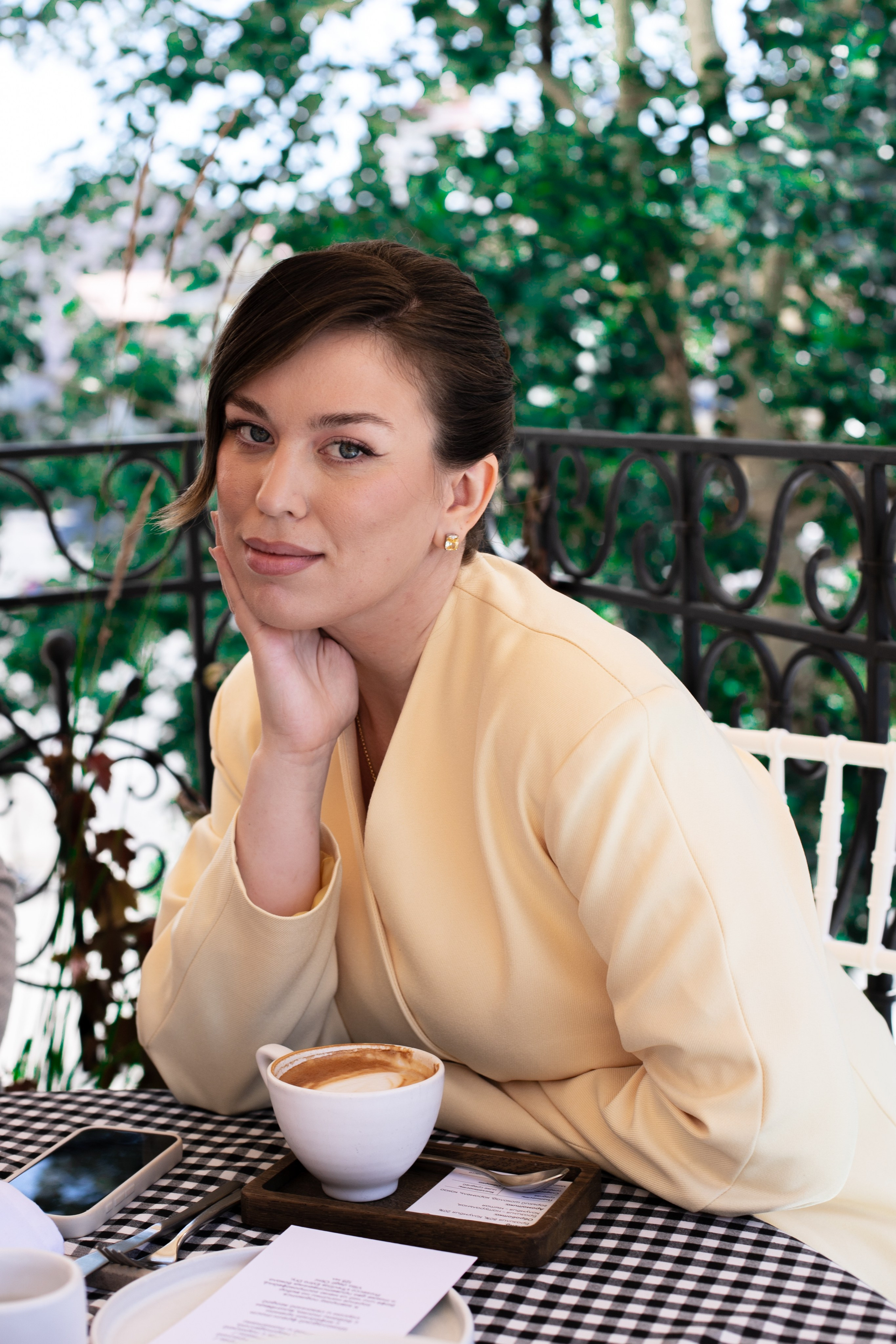 Фотосессия на балконе. Фотосессия под любой запрос в Красноярске. т+79237847111