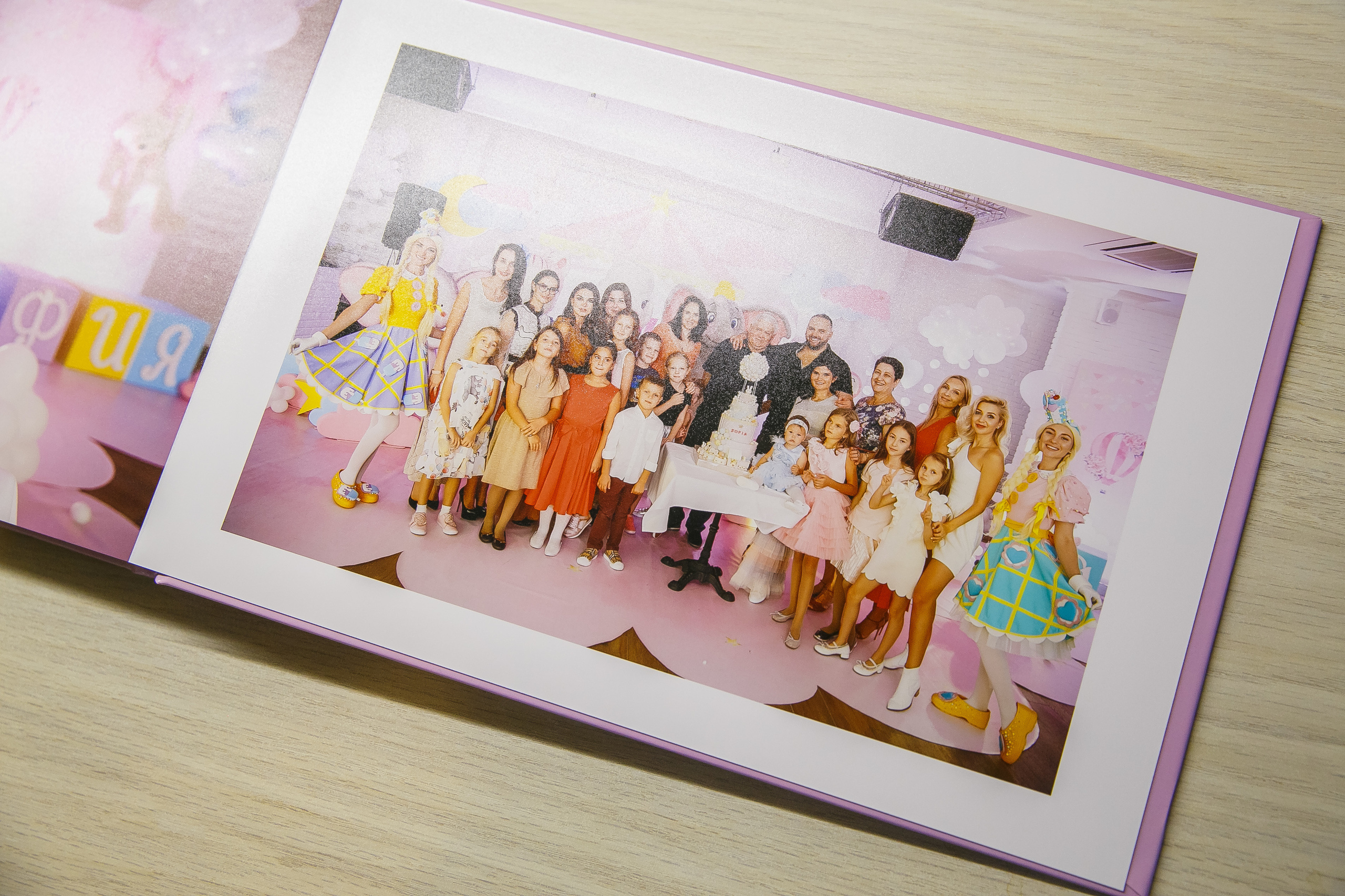 ДР Софии. 1 год. Ресторан Мост. Фотограф Андрей Баксов