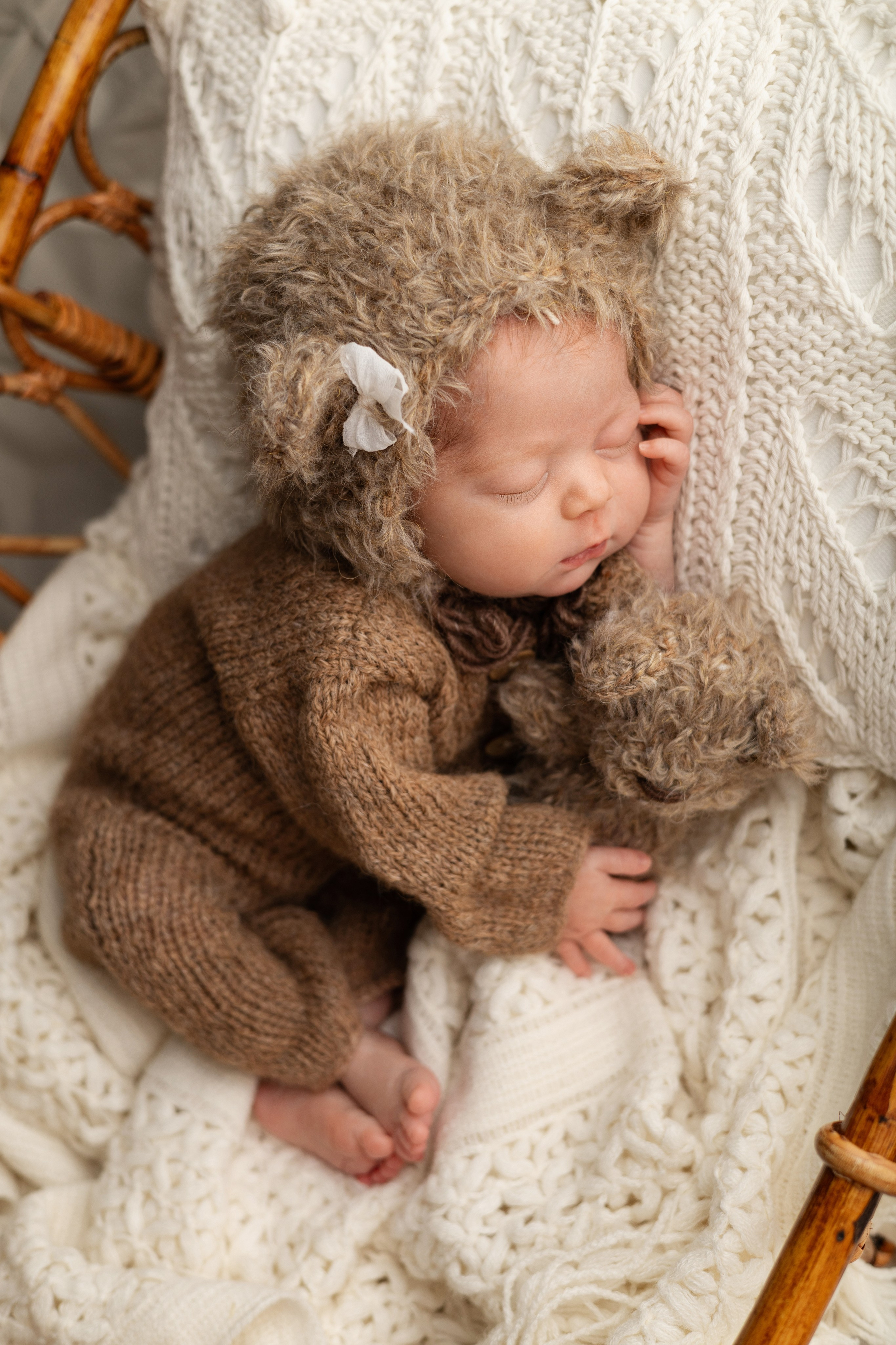 Злата и Ева. Лилия Алтухова — фотограф новорожденных в Москве и области