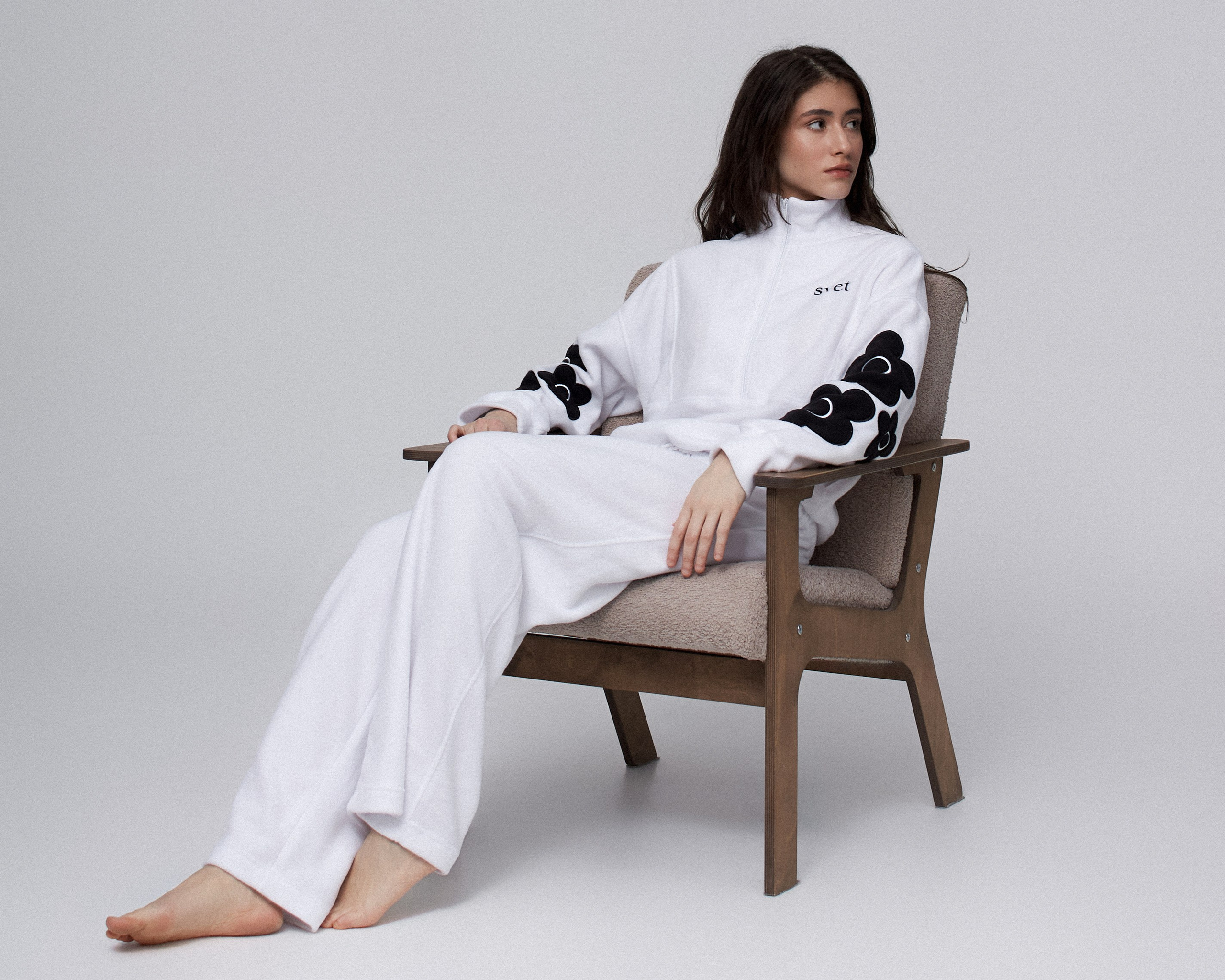 COMMERCIAL FOR BRANDS. VERONIKA TIKHOMIROVA | PHOTOGRAPHER