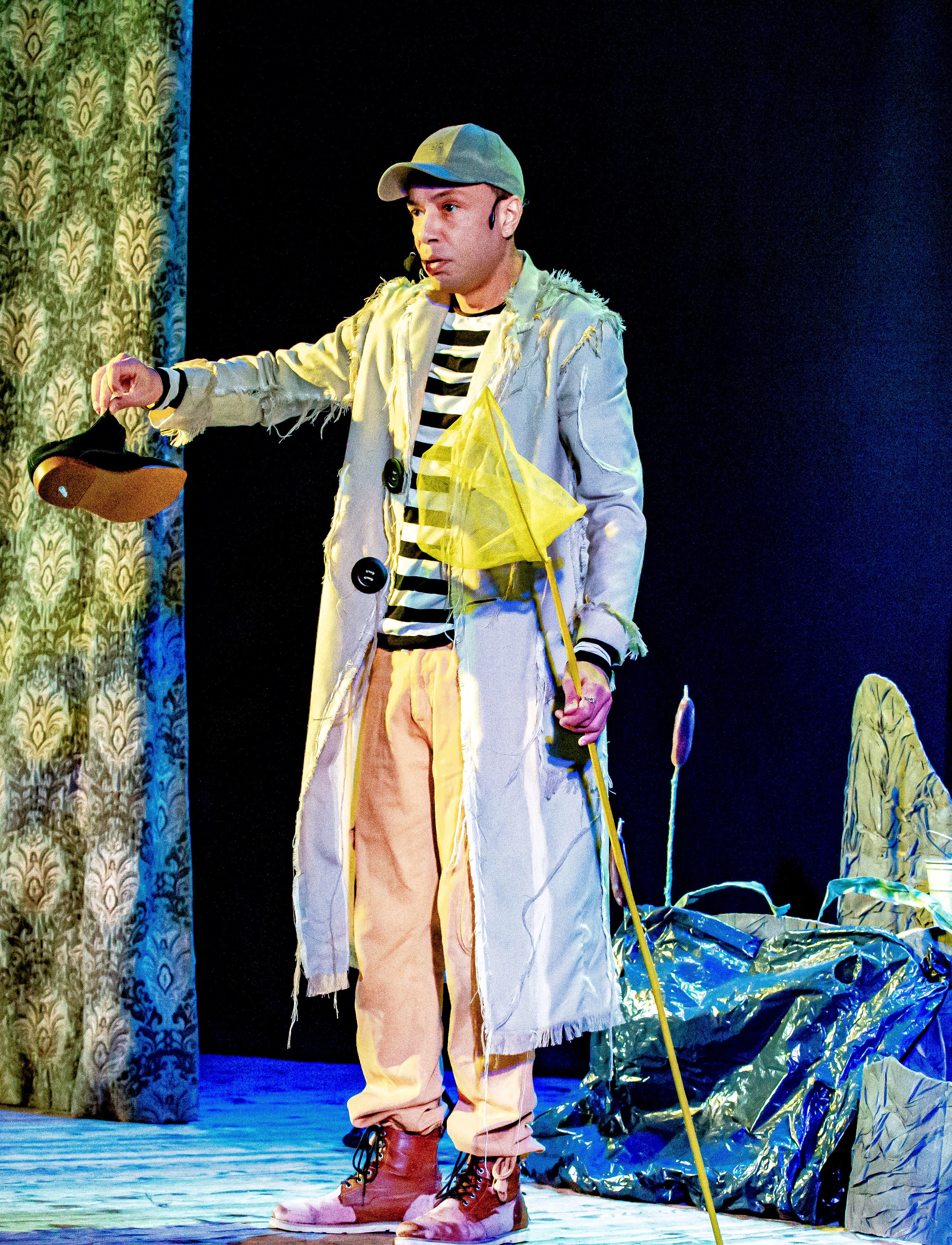 Спектакль театра Саквояж Лягушка путешествиница. Фотограф в Сочи Юрий Шептаев