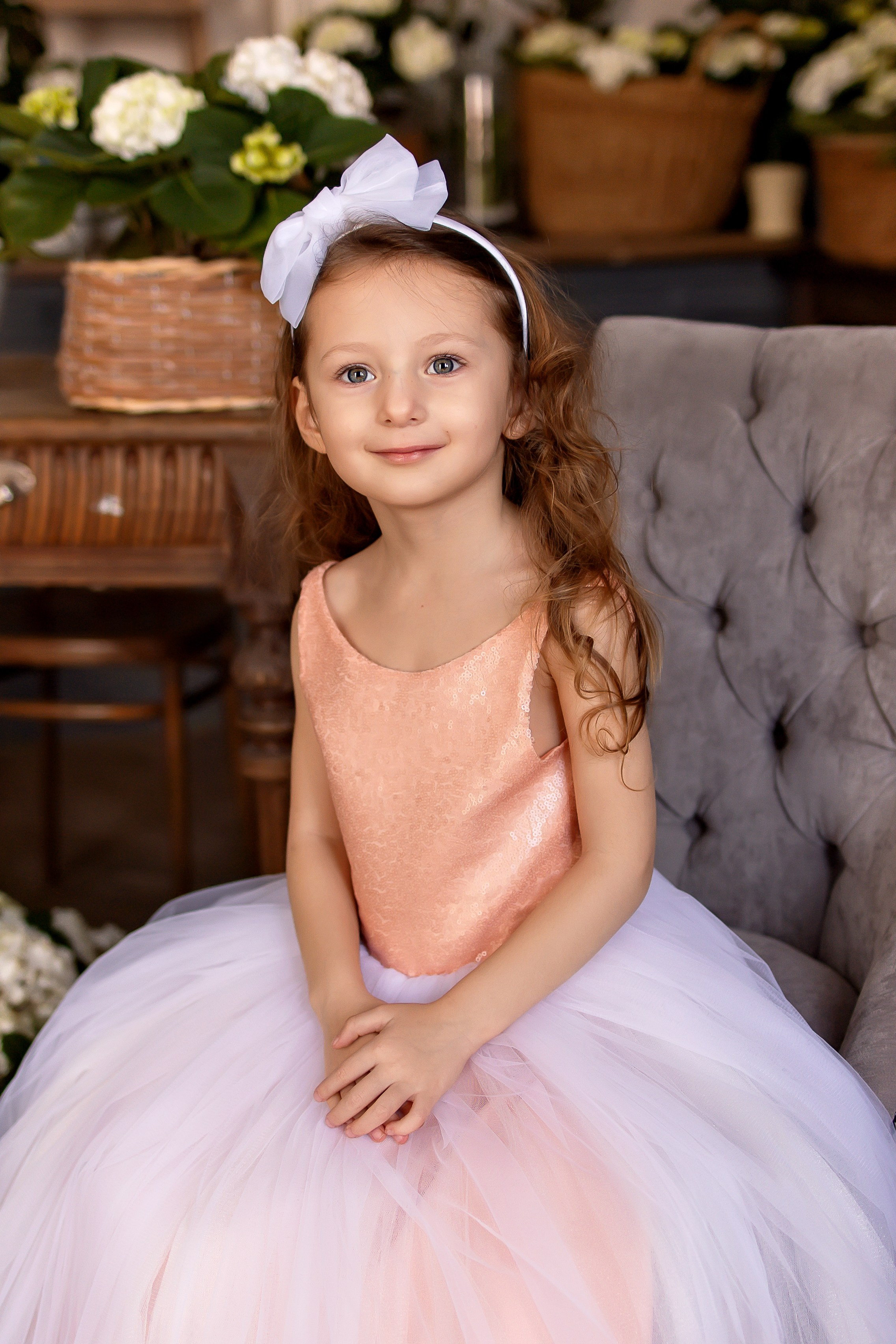 Мия в гортензиях. Семейный и детский фотограф Оля в Тюмени