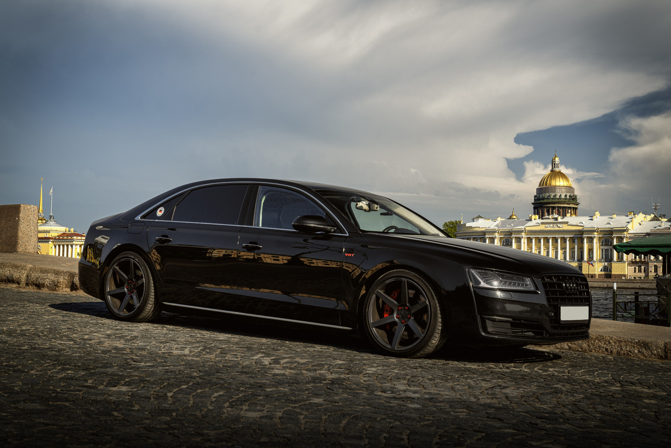 Audi A8 D4. Антон Незримый | Фотограф в Санкт-Петербурге
