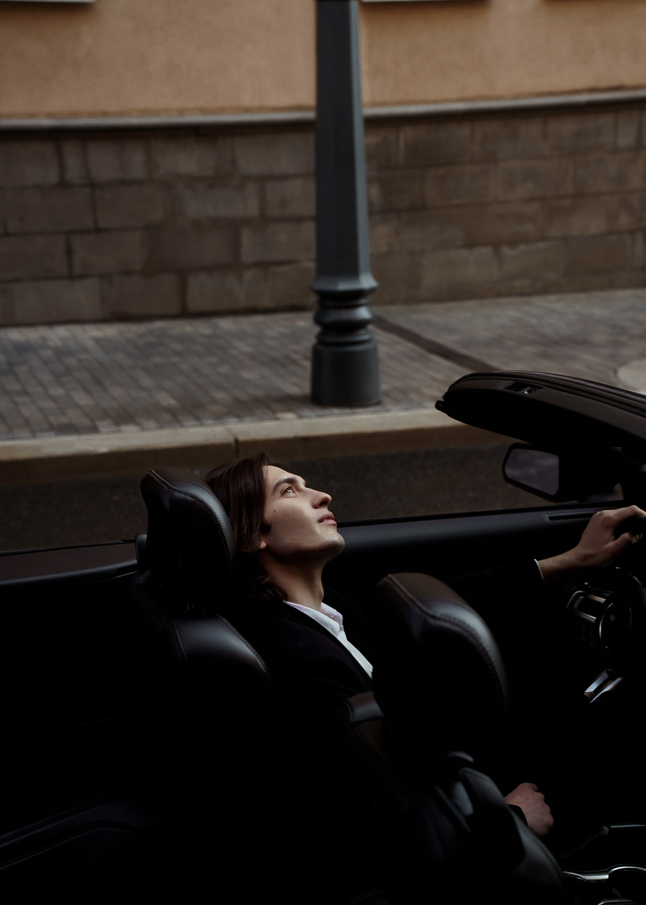 КАБРИОЛЕТ. Женский портрет