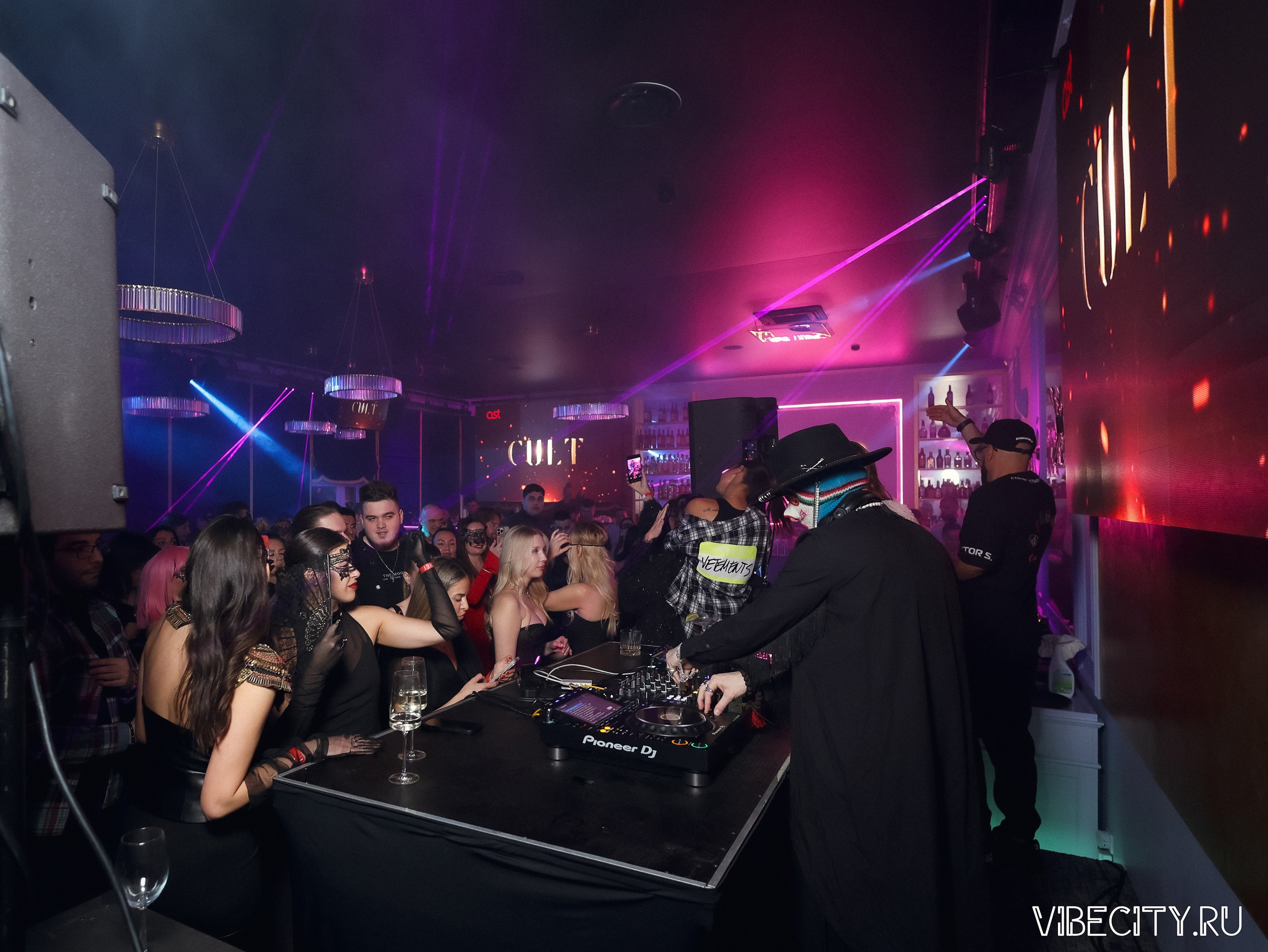 CULT MASQUERADE X GRAND PALACE. VIBECITY.RU Вайб Сити Ру Фоторепортажи Фотоотчеты Калининград