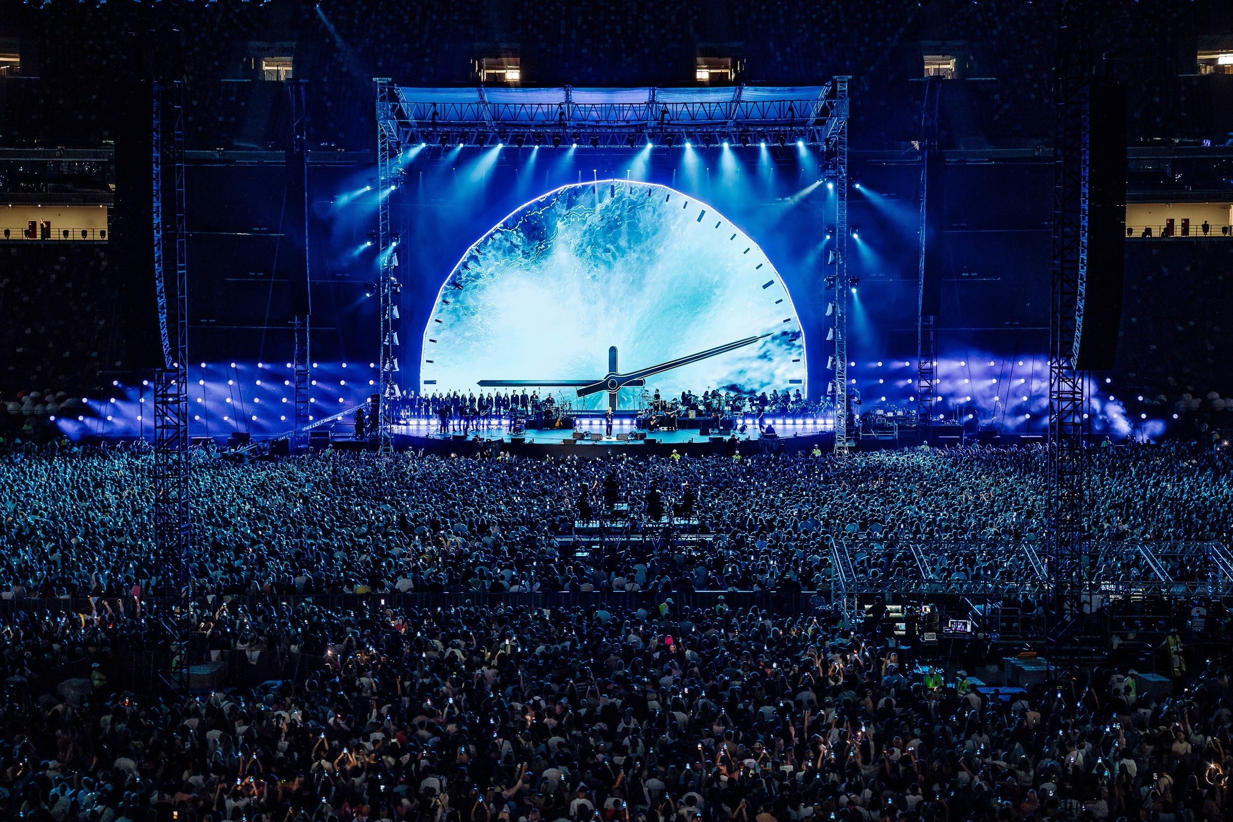 LEONID AGUTIN | MOSCOW | 2024. OOPS TEAM