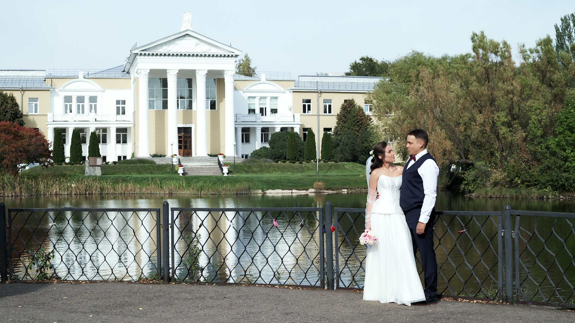 Свадебный и репортажный фотогораф видеограф. Фотограф видеограф в Москве