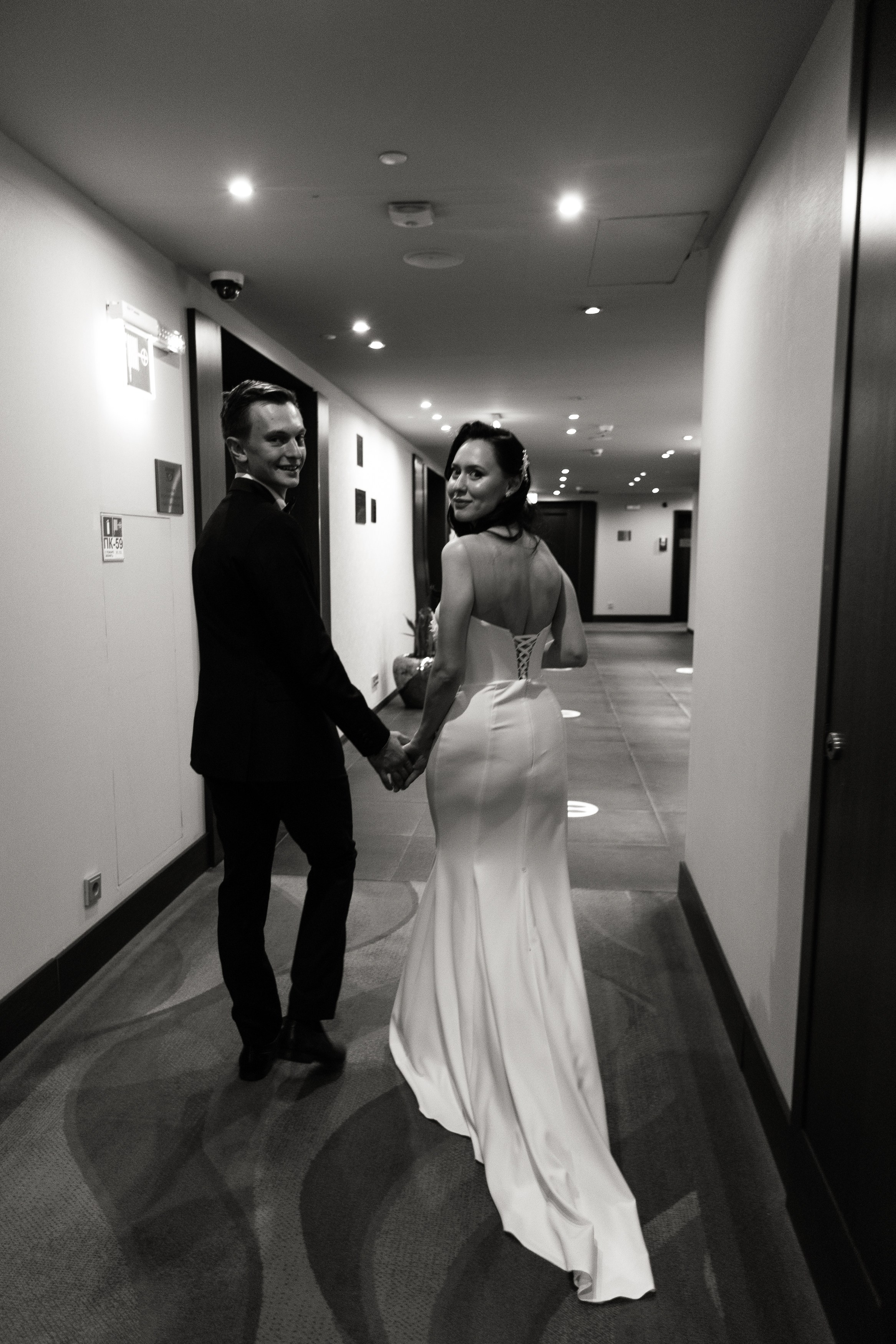 Свадебный фотограф Уфа — Руслан ГабдлисламовЖивые эмоции, красивые кадры, воспоминания на всю жизнь.Работаю по всей Республике Башкортоста. Свадебный фотограф Уфа Руслан Габдлисламов