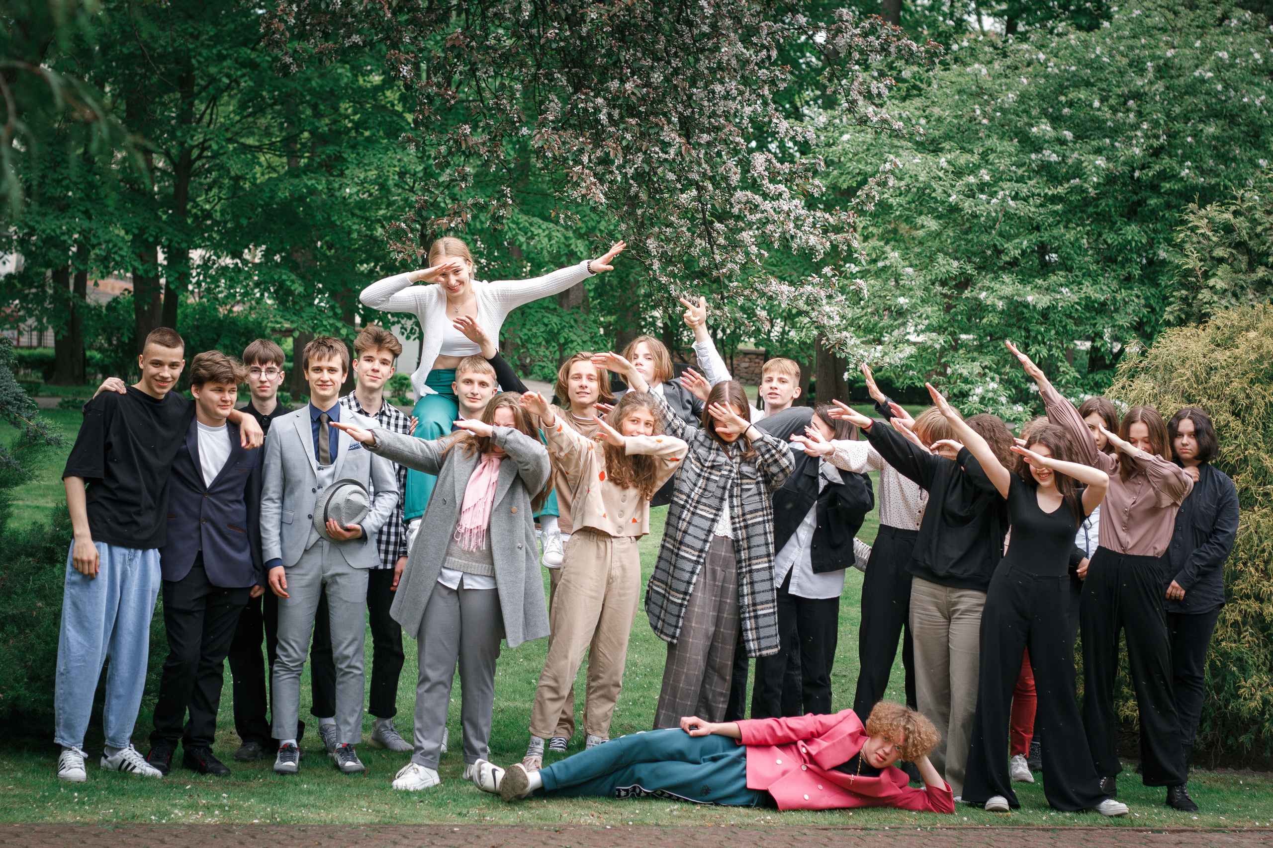 ✓ Выпускные съемки. Фотограф Юрий Якименко. Школьный, семейный и свадебный фотограф в Гоме