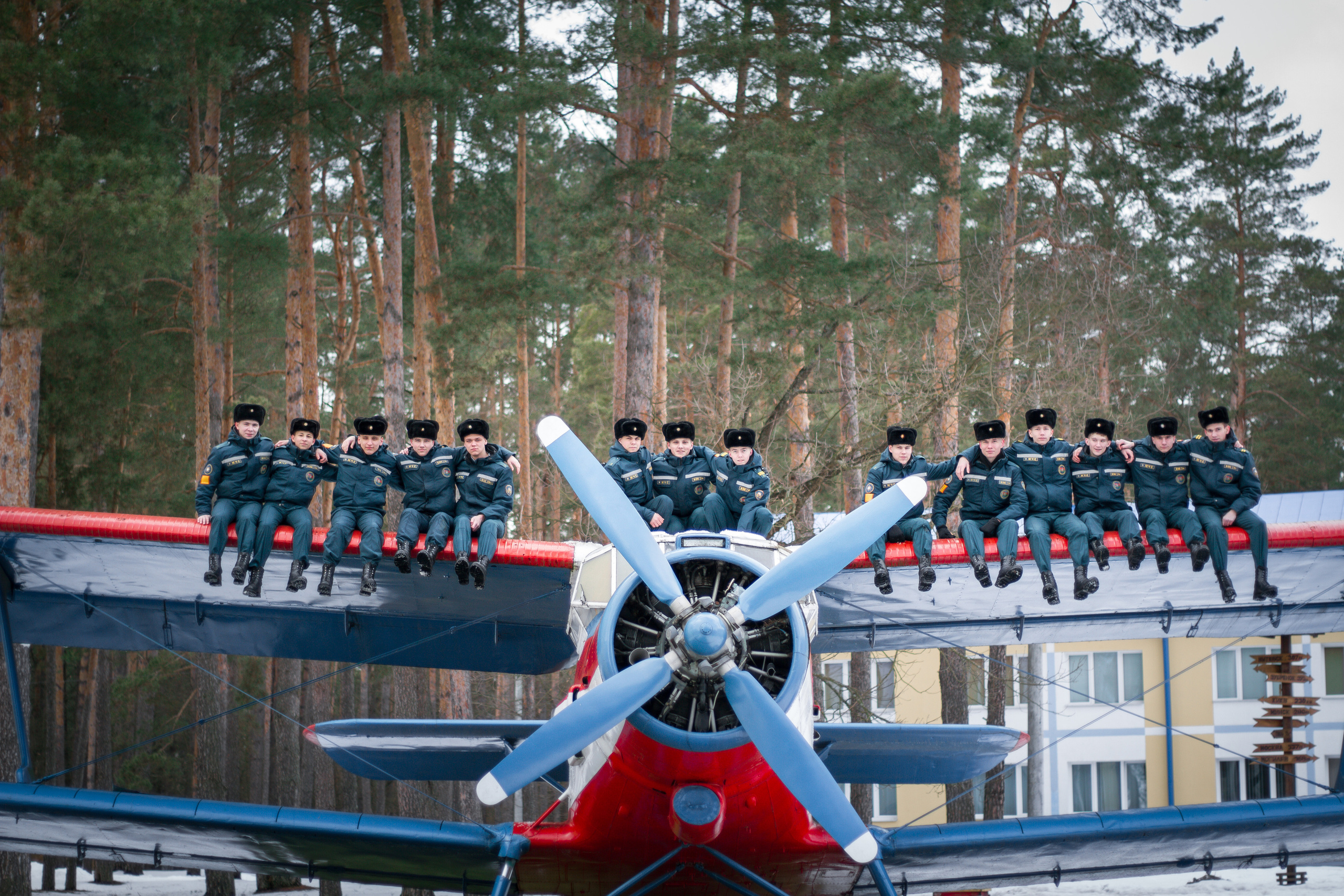 ✓ Выпускные съемки. Фотограф Юрий Якименко. Школьный, семейный и свадебный фотограф в Гоме