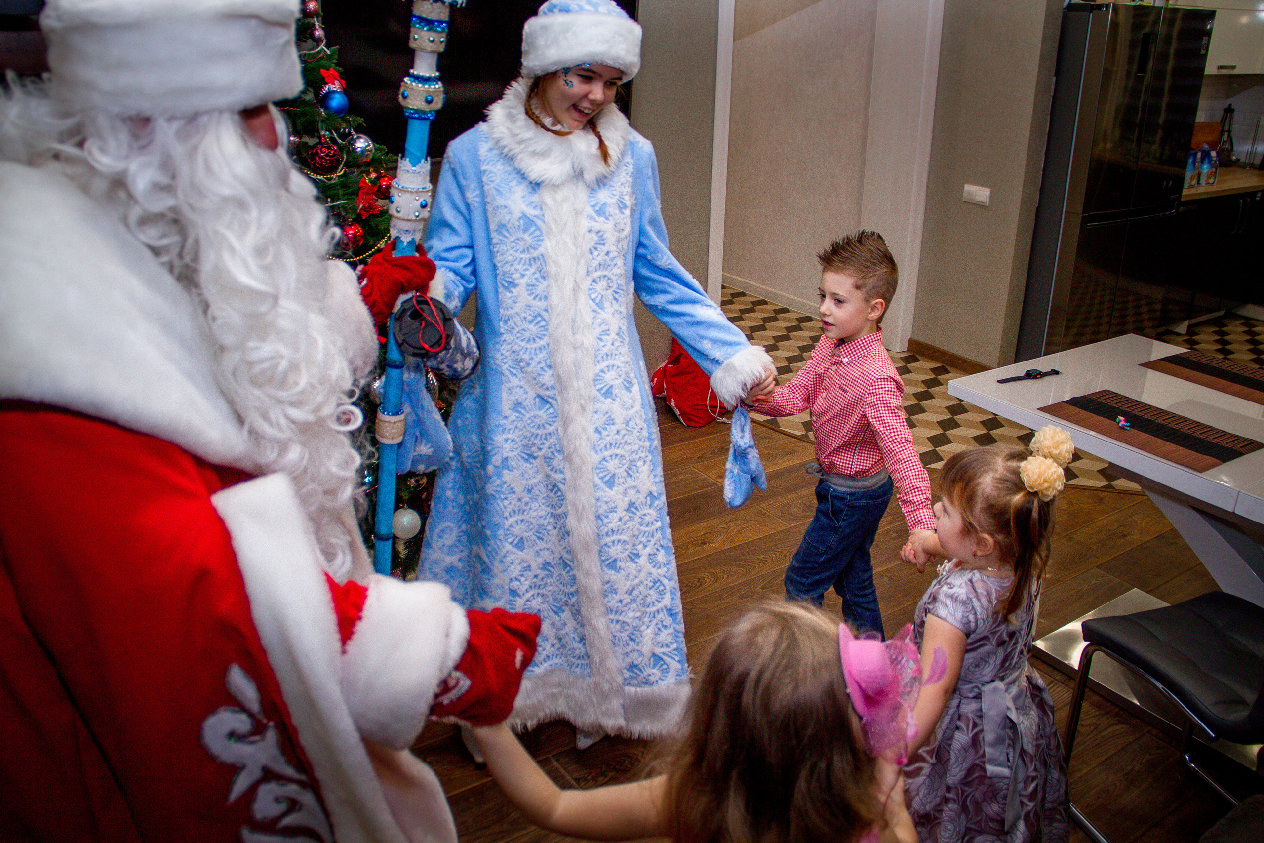✓ Happy New Year. Фотограф Юрий Якименко. Школьный, семейный и свадебный фотограф в Гоме