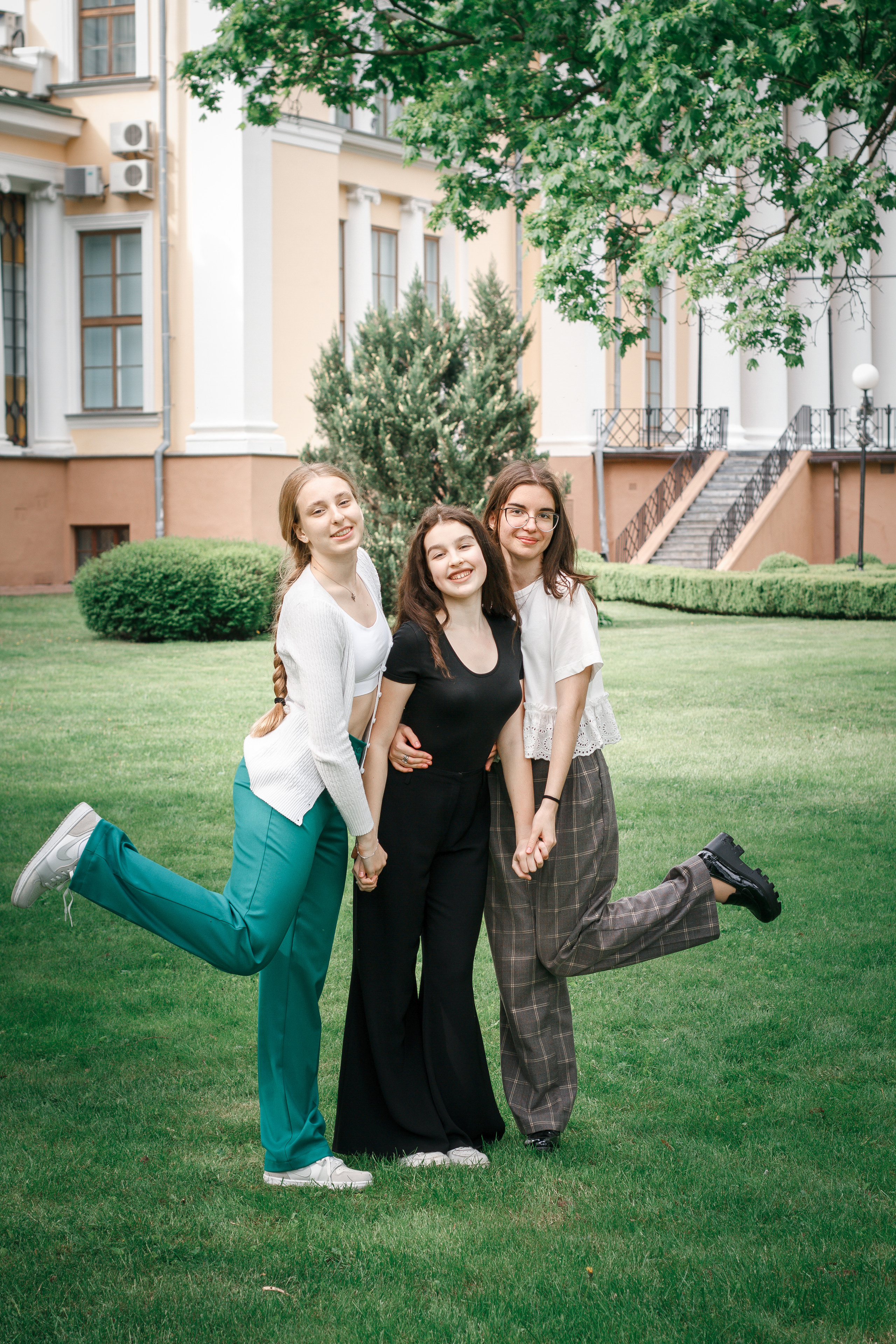 ✓ Выпускные съемки. Фотограф Юрий Якименко. Школьный, семейный и свадебный фотограф в Гоме