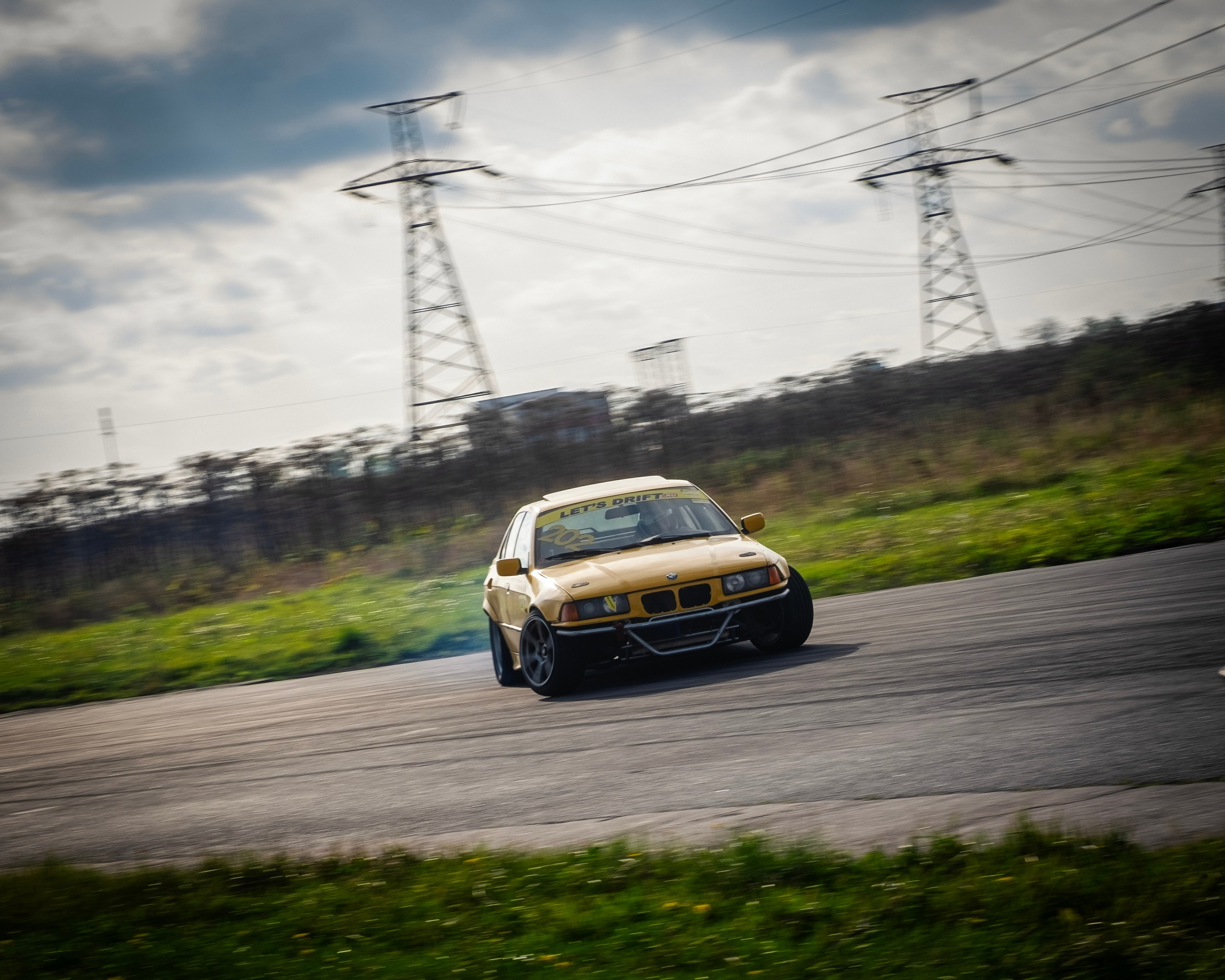 AUTODROM FEST 21.09.25. Автомобильные фотографии и рисунки в Санкт-Петербурги Пашков Дмитрий